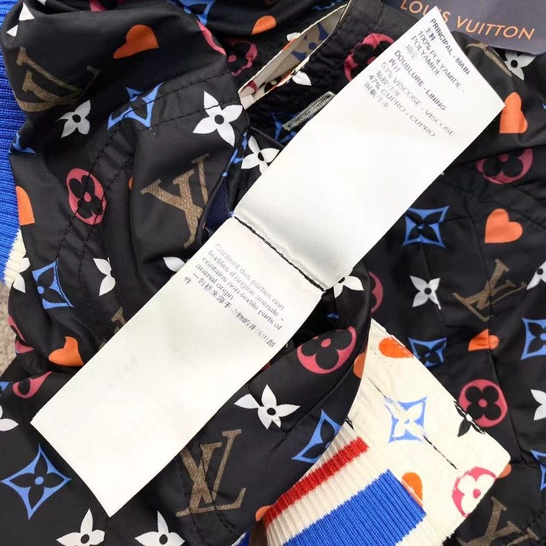 Louis Vuitton Louis Vuitton Nylon presbyopic print reversible jacket Size XS / US 0-2 / IT 36-38 - 7 Thumbnail