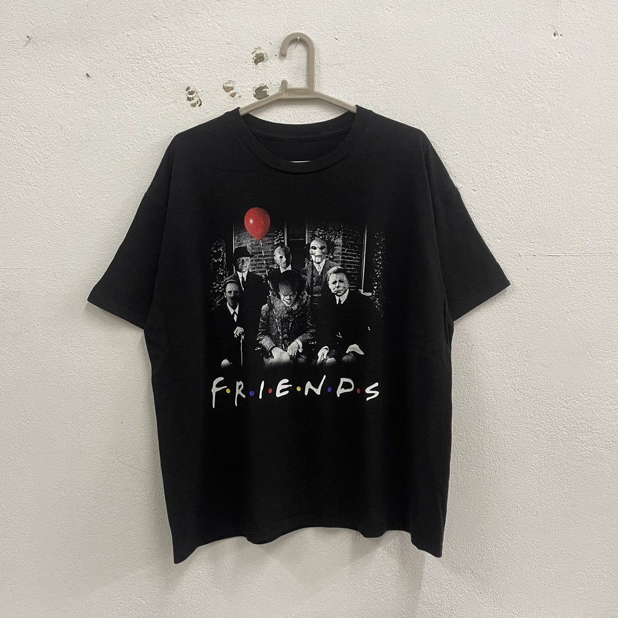 Expert Horror × Vintage 🔥Vintage FRIENDS Horror Villain Character Movie Promo Tee Size US XXL / EU 58 / 5 - 1 Thumbnail