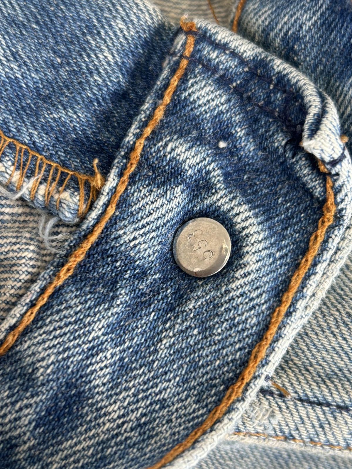 Levi's Levis 501 Vintage Ripped Jeans USA Size US 32 / EU 48 - 7 Thumbnail