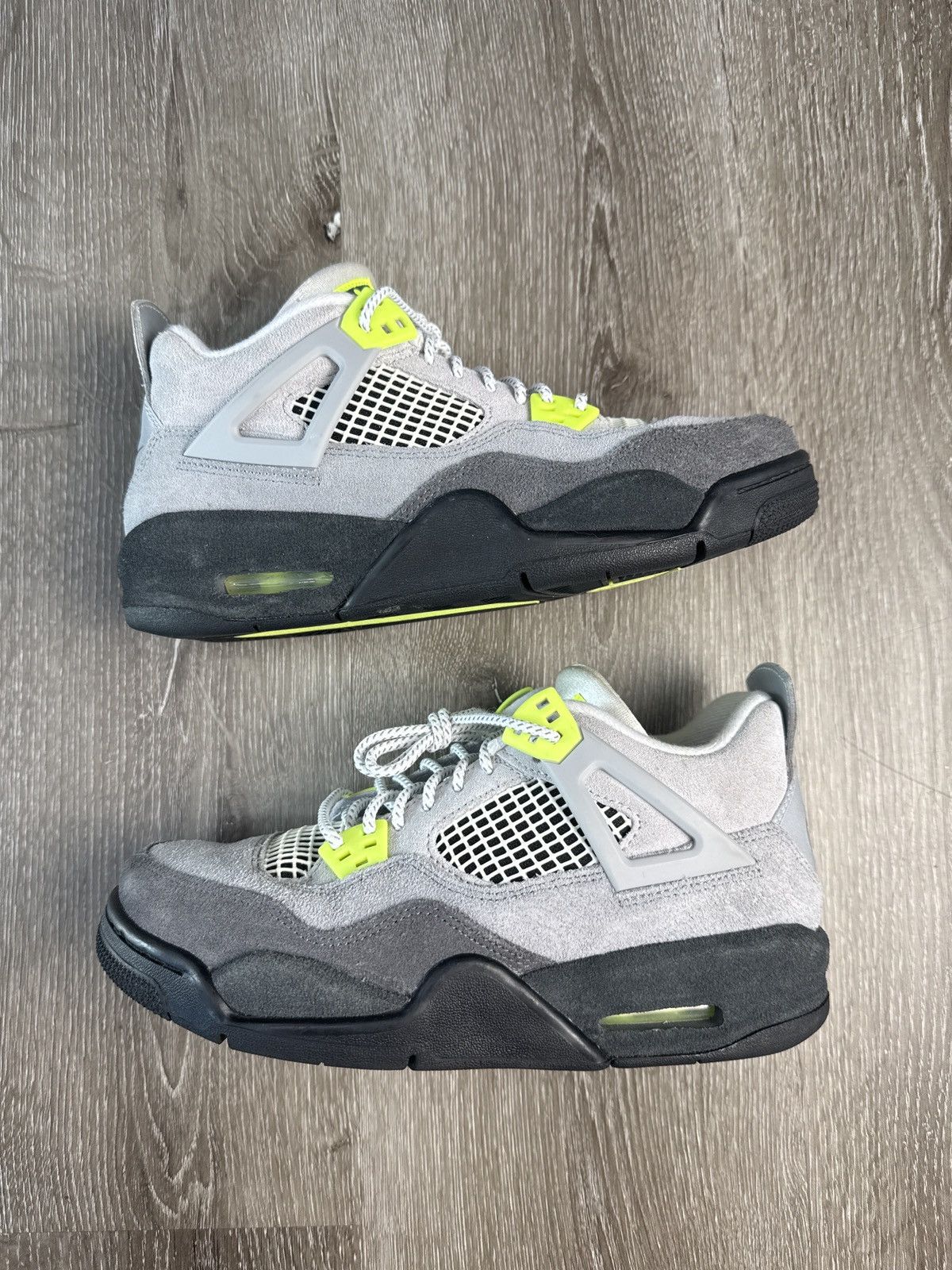 Jordan Brand Air Jordan 4 “95 Neon” (GS) **PRE-OWNED** Size US 6 / EU 39 - 1 Thumbnail