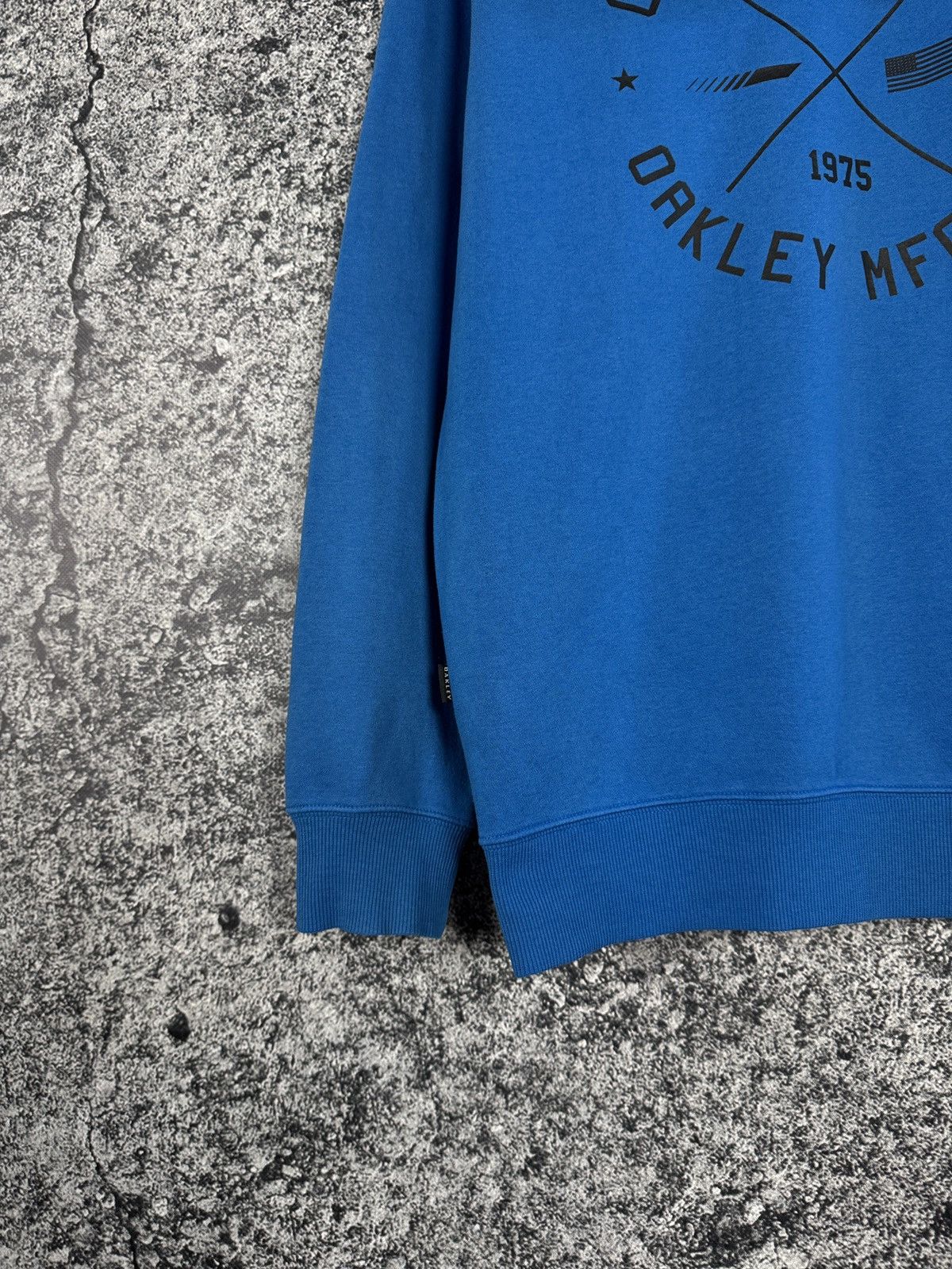 Oakley Men’s Oakley Blue Zip Up Hoodie Jacket MFG Co Logo Size M Size US M / EU 48-50 / 2 - 16 Thumbnail