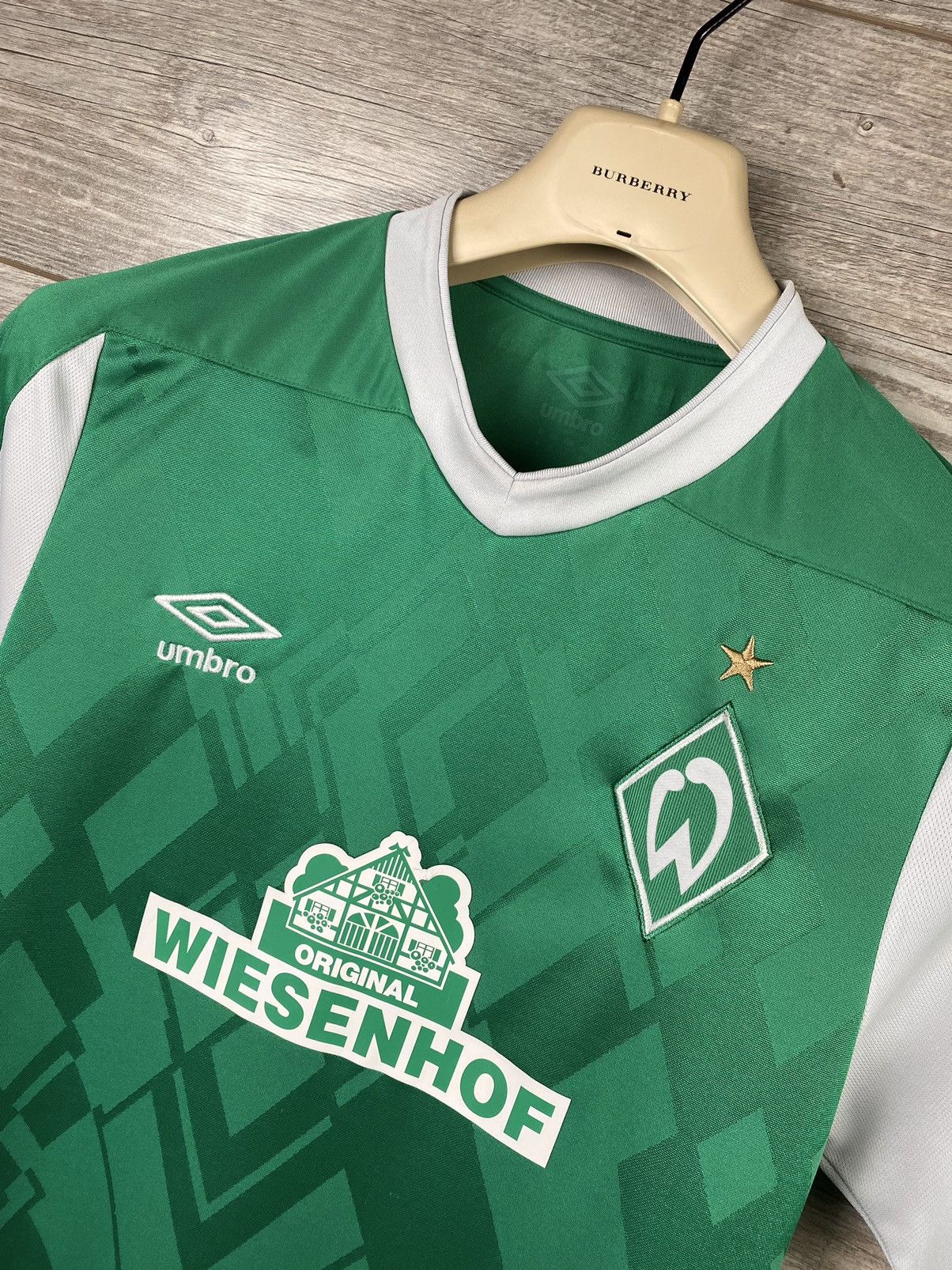 Umbro Werder Bremen Home Soccer Jersey Size L Size US L / EU 52-54 / 3 - 5 Thumbnail