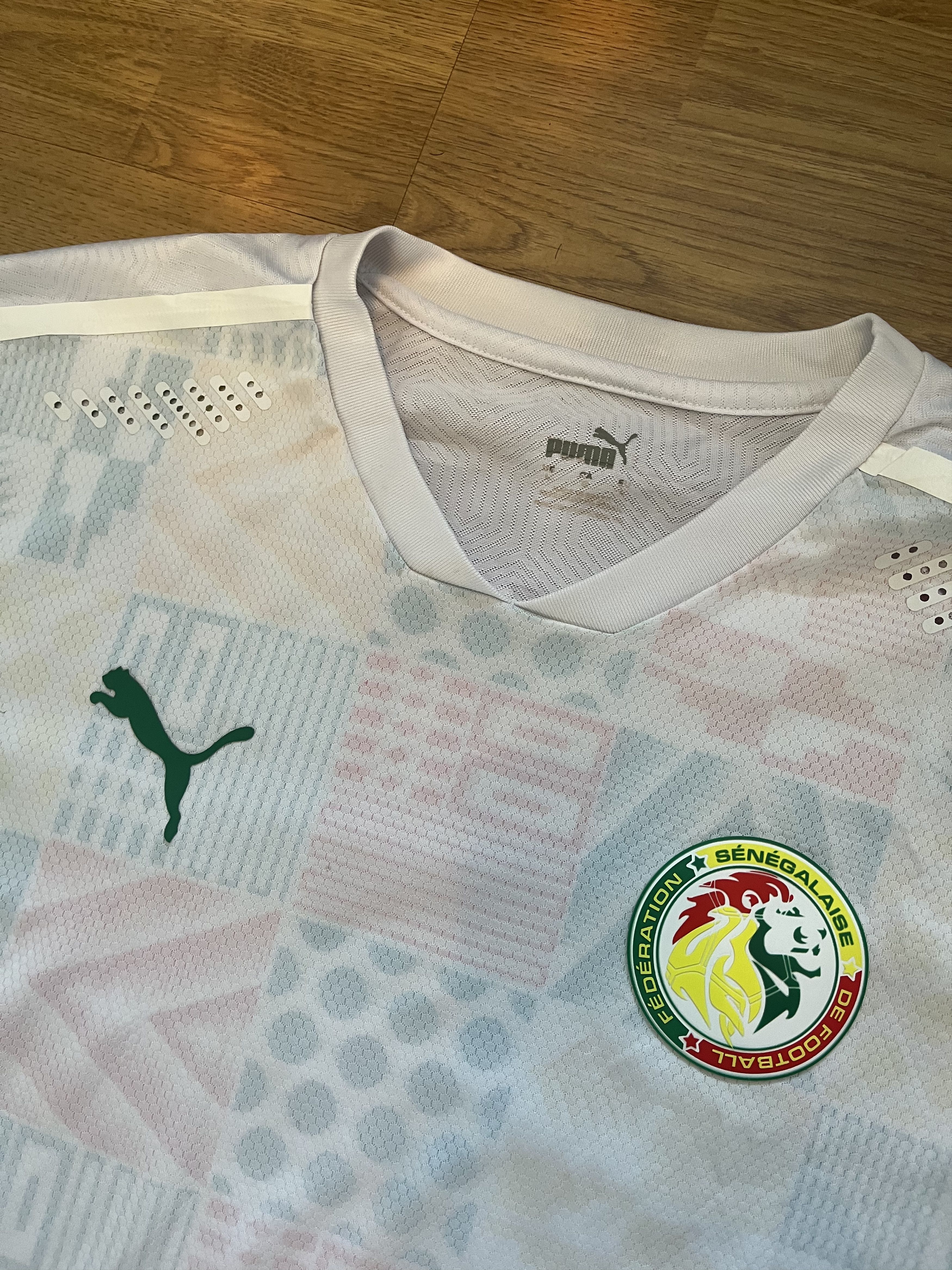 Puma Senegal puma soccer jersey Size US M / EU 48-50 / 2 - 2 Thumbnail