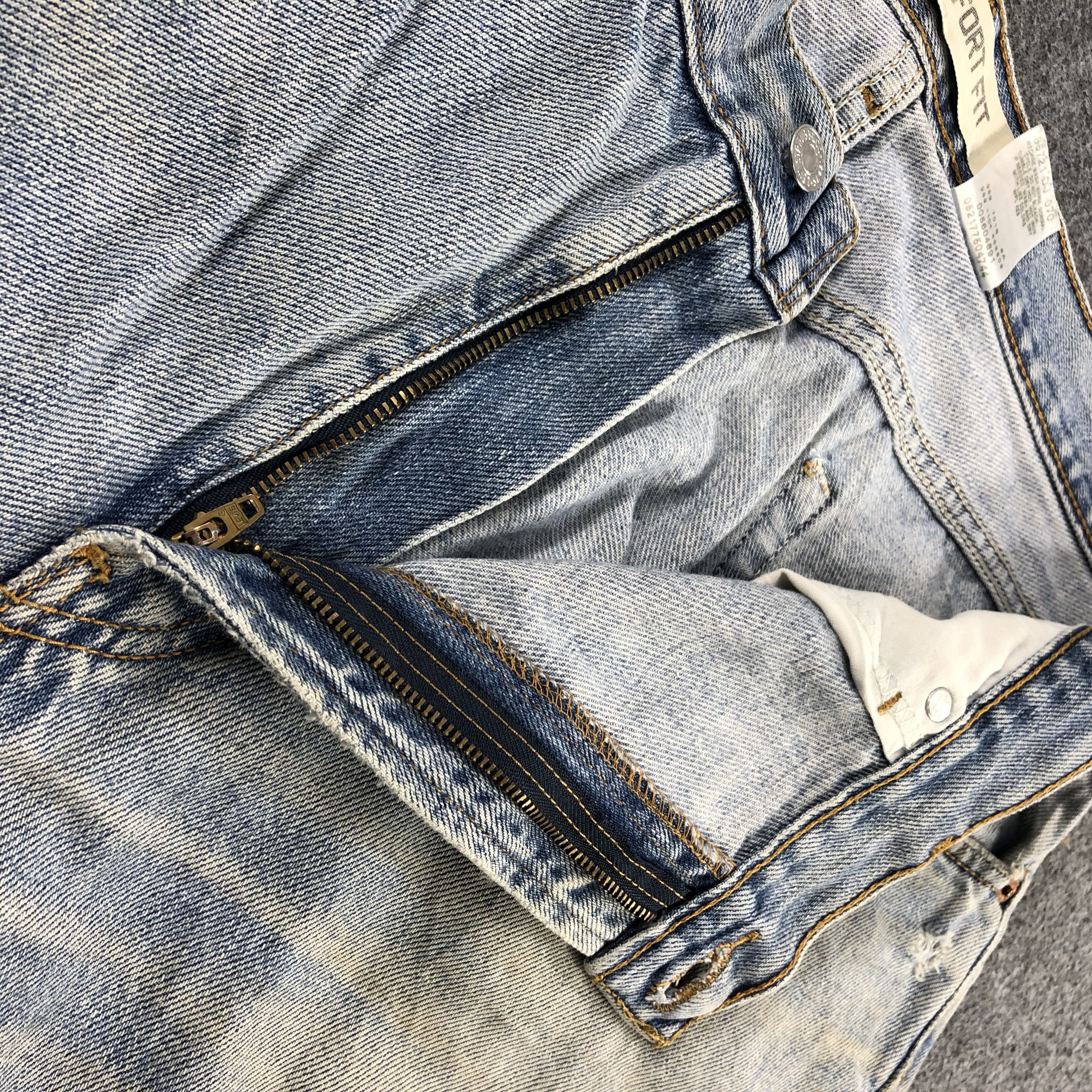 Levi's × Vintage Vintage Light Wash Levis 560 Jeans-JM1473 Size US 37 - 8 Thumbnail