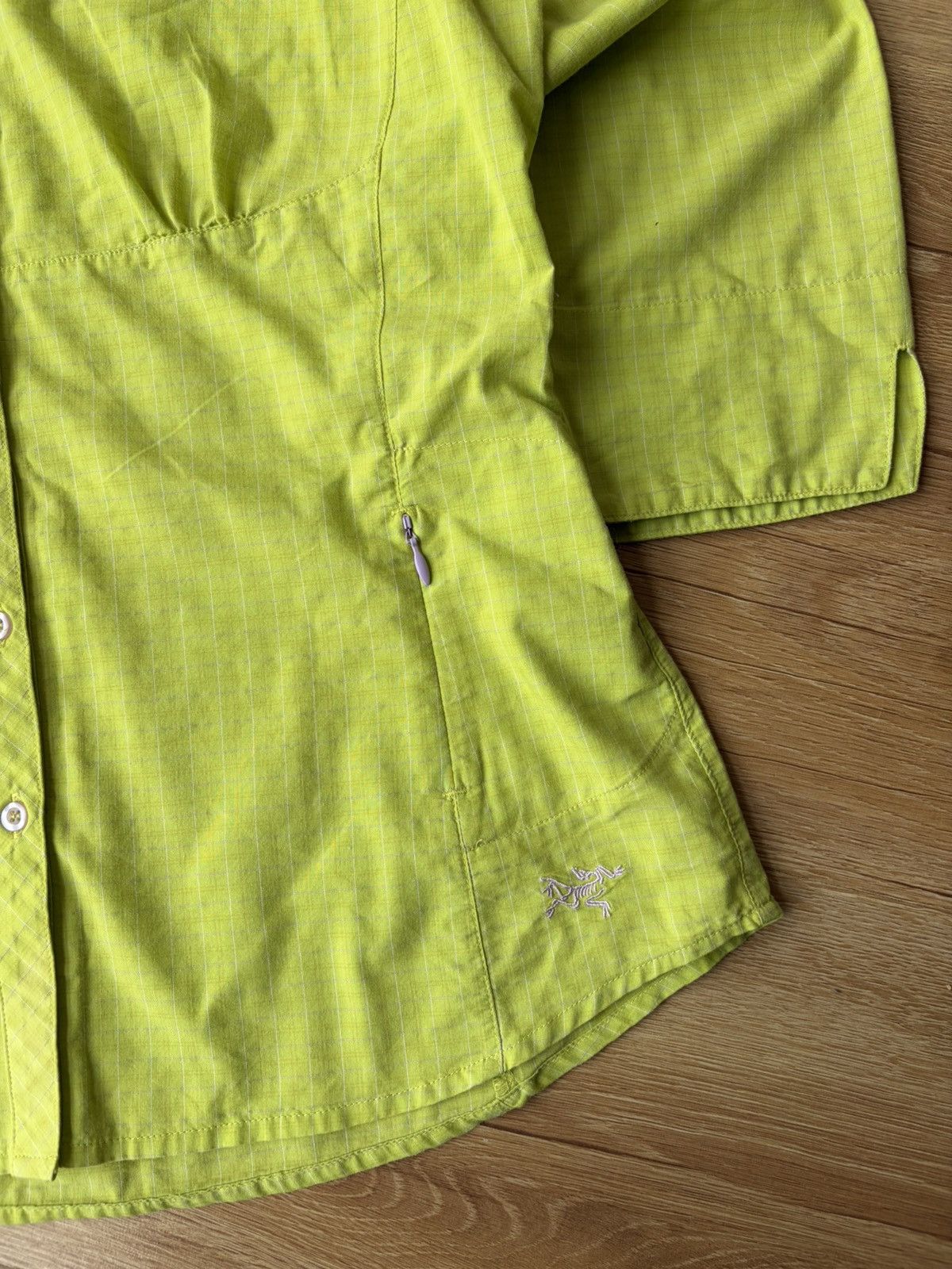 Arc'teryx Arcteryx Logo Outdoor Blouse Button Up T-Shirt Size M / US 6-8 / IT 42-44 - 3 Thumbnail