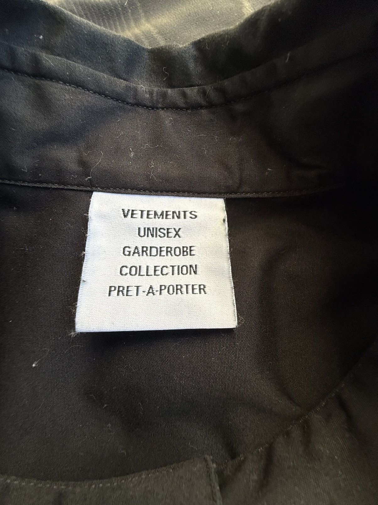 Vetements Vetements double anarchy oversized logo black white shirt Size US S / EU 44-46 / 1 - 19 Thumbnail
