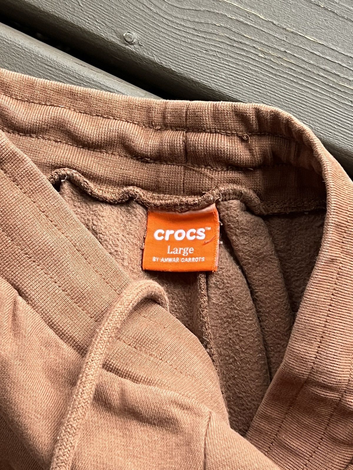 Carrots by Anwar Carrots Carrots by Anwar Carrots x Crocs Sweatpants Size US 32 / EU 48 - 3 Thumbnail
