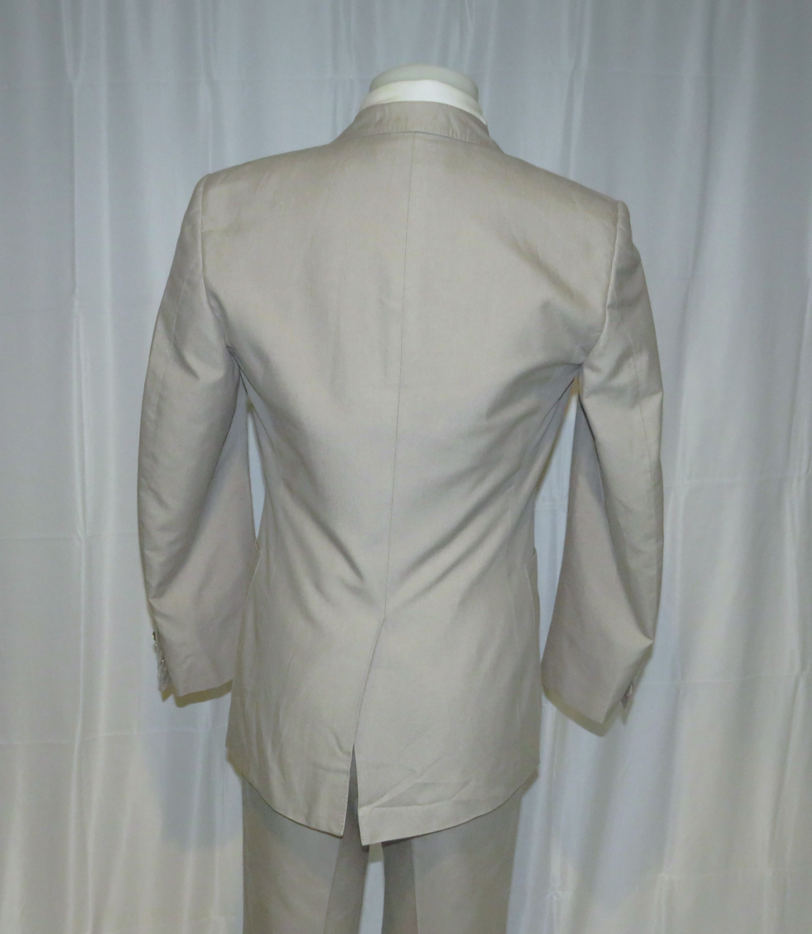 Yves Saint Laurent Beige Cotton Gold Button Two Button Suit 38R Size 38R - 14 Thumbnail