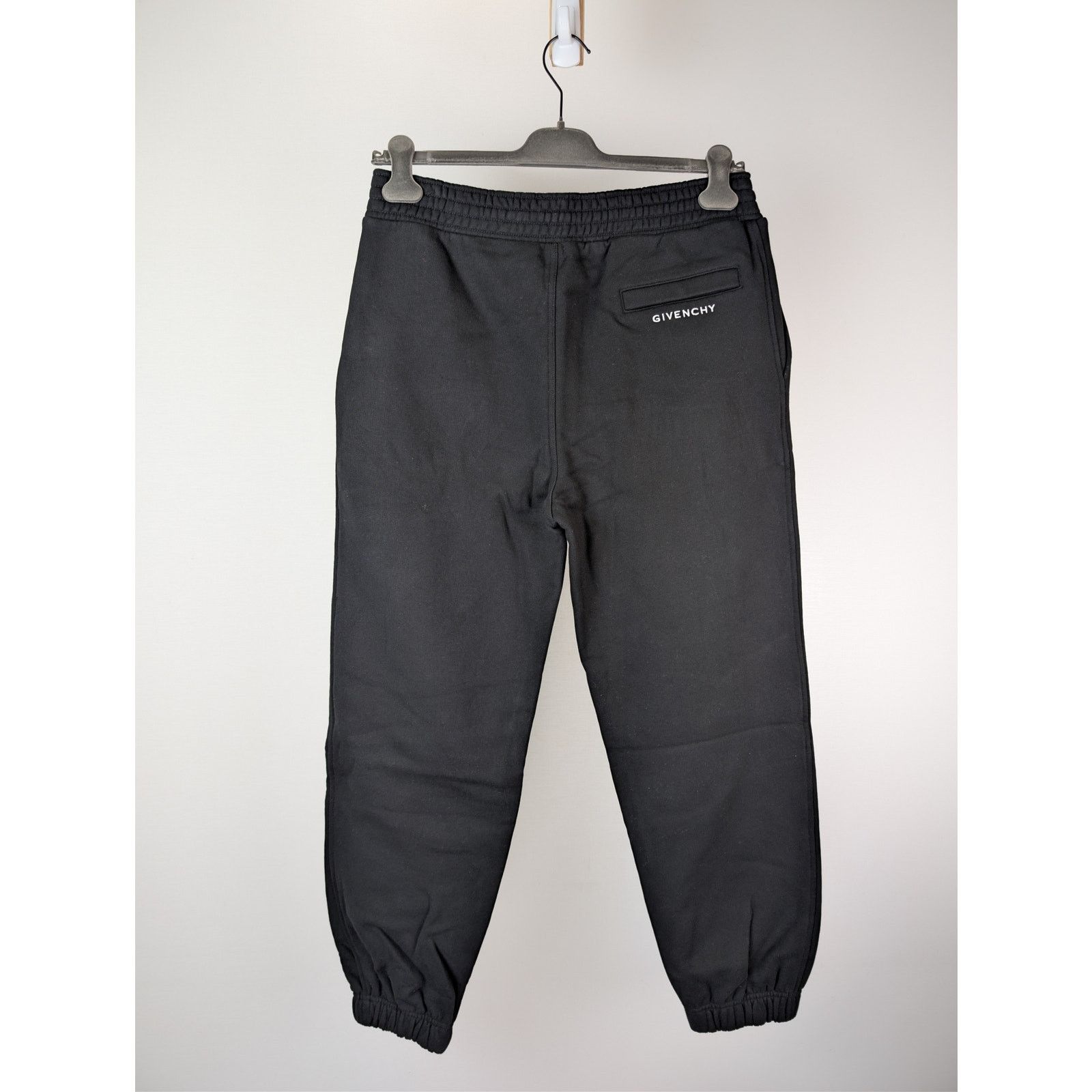 Givenchy o1rshd1 Hug Me Jogging Sweatpants / Trousers in Black Size US XL / EU 56 / 4 - 11 Thumbnail