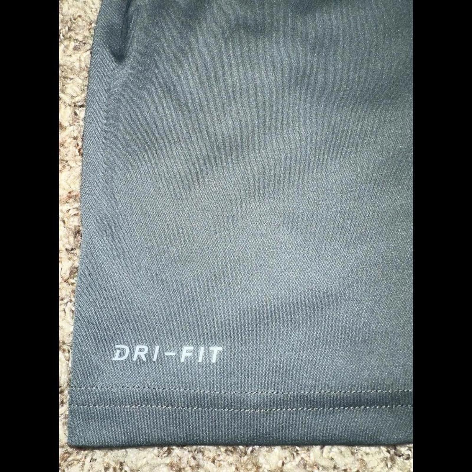 Nike Men's Nike Dri-FIT UPF 40+ Hydroguard Swim Tee Size US XL / EU 56 / 4 - 8 Thumbnail