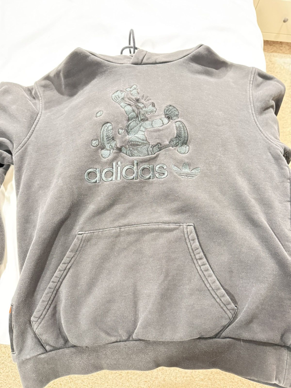 Adidas × Disney Adidas Goofy Hoodie Size US S / EU 44-46 / 1 - 2 Thumbnail