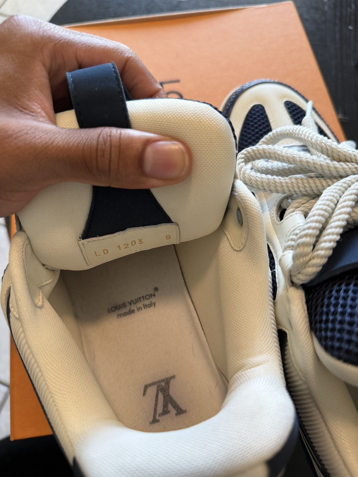 Louis Vuitton Louis Vuitton Skate Size US 8 / EU 41 - 9 Thumbnail