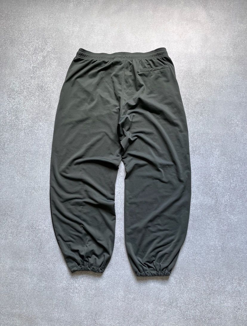 Nike × Vintage Vintage Nike Swoosh Baggy Nylon Trackpants Y2K XL Size US 36 / EU 52 - 4 Thumbnail