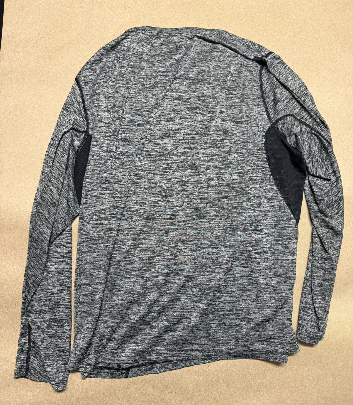 Under Armour Under Armour Heat Gear Loose Long Sleeve Shirt Gray size XXL Size US XXL / EU 58 / 5 - 2 Thumbnail