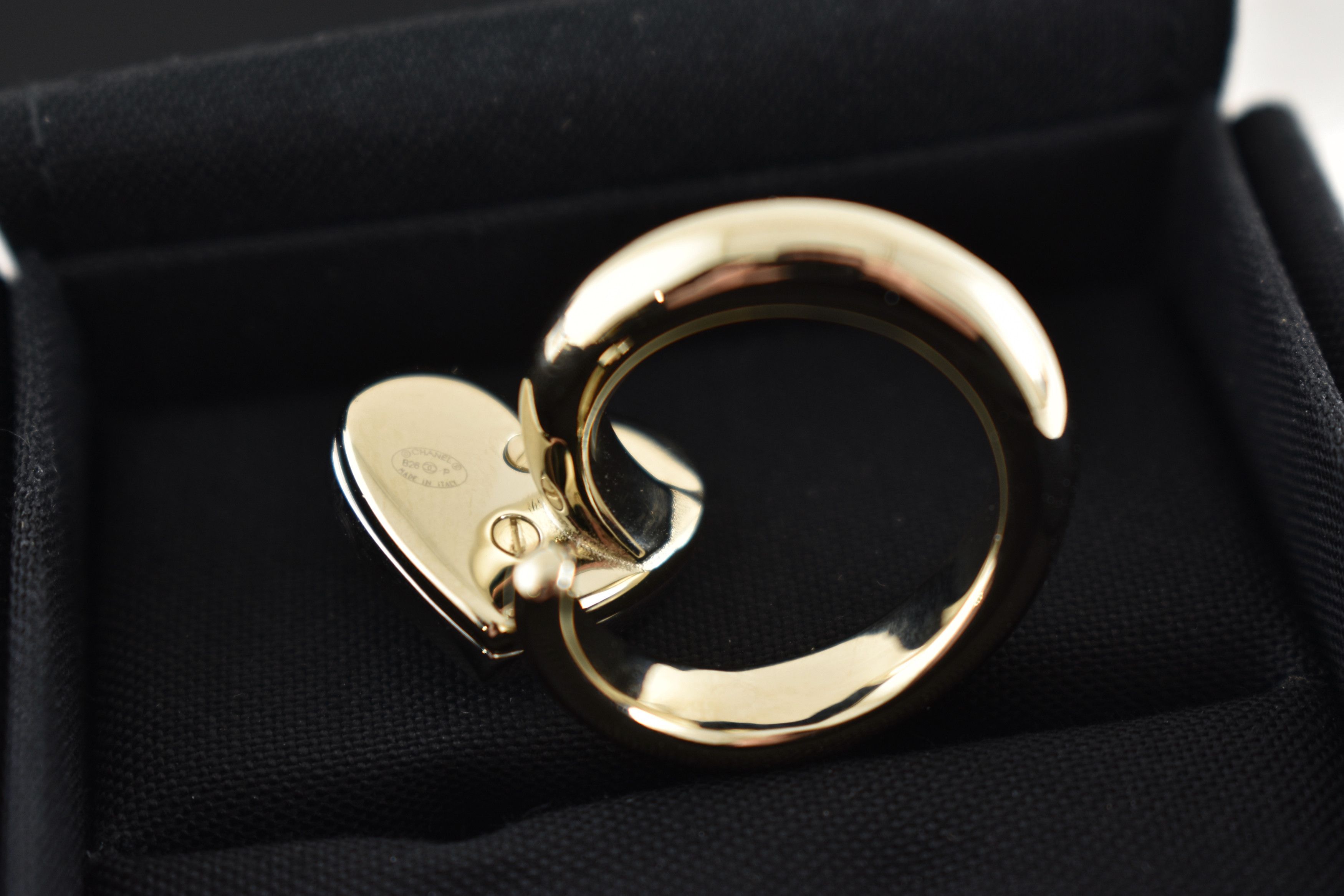 Chanel Chanel 26P Silver Gold Crystal Heart CC Logo Spiral Ring 52 Size ONE SIZE - 14 Thumbnail