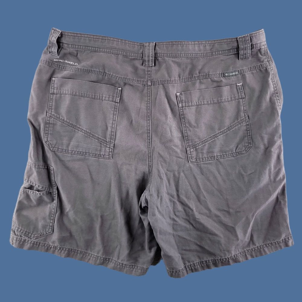 Vintage Columbia Hiking Shorts Mens 40 Gray Outdoor Casual Chino Solid Regular Waist 40 Mens Grey Columbia Shorts Size US 40 / EU 56 - 1 Thumbnail