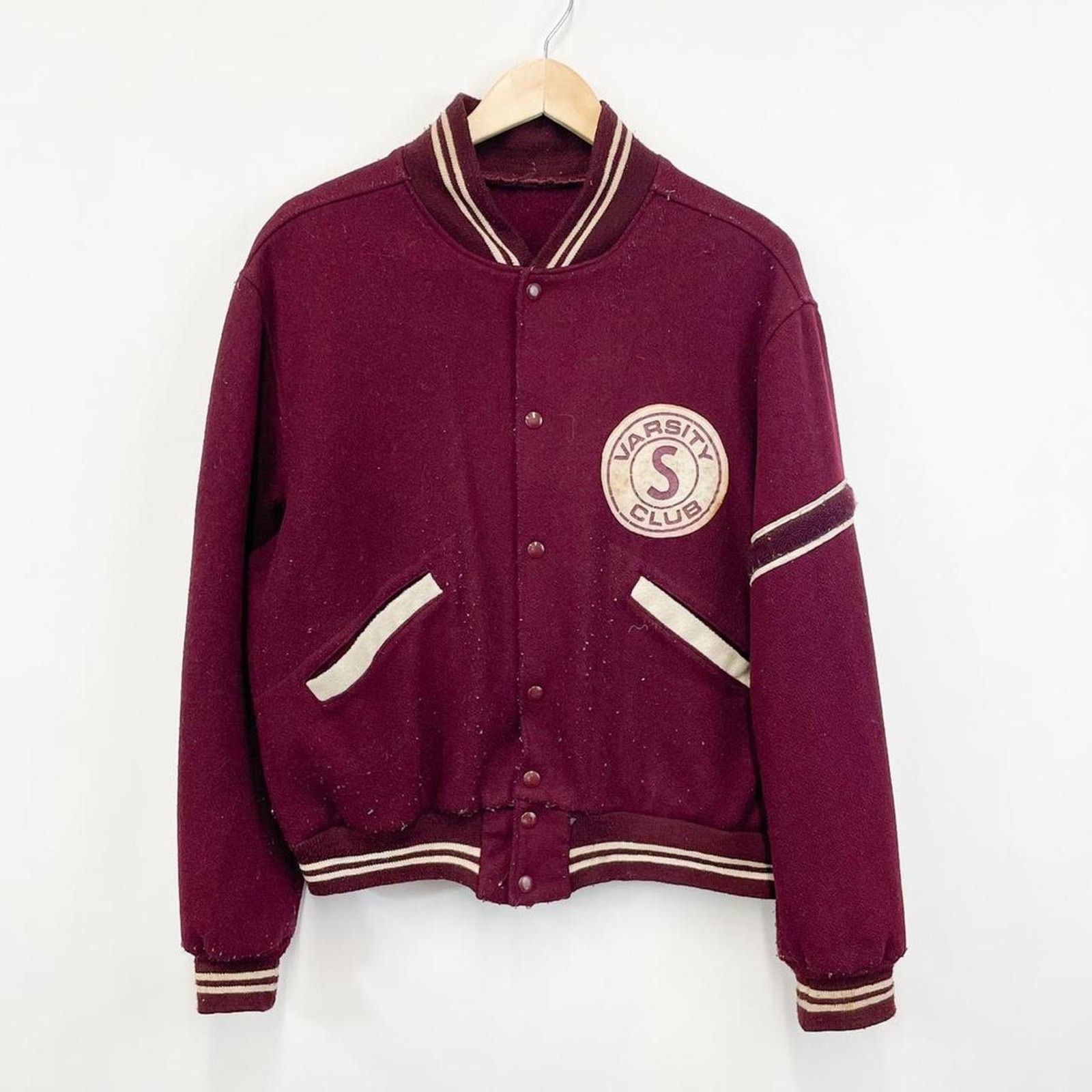 Vintage Vintage 70s Raiders Varsity Club Jacket Burgundy Mens Large Size US L / EU 52-54 / 3 - 2 Thumbnail
