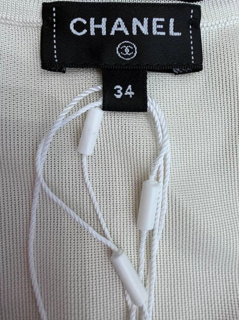 Chanel Chanel Logo double c top vest Size XXS / US 00 / IT 34 - 4 Thumbnail