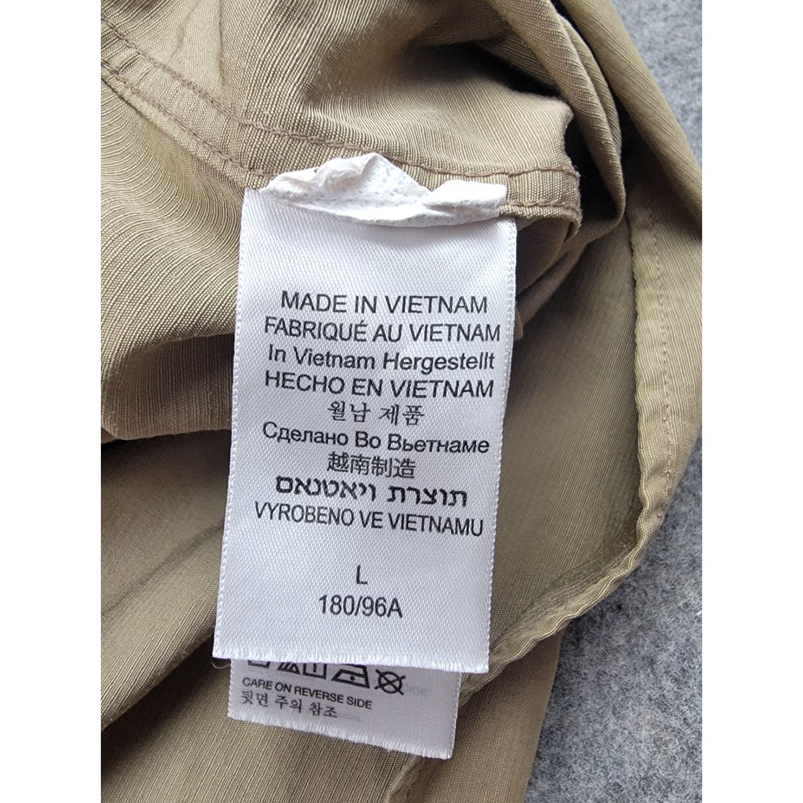 Marmot Marmot Shirt Mens Large Tan Short Sleeve Button Up Outdoor Hiking Performance Shirt Size US L / EU 52-54 / 3 - 7 Thumbnail