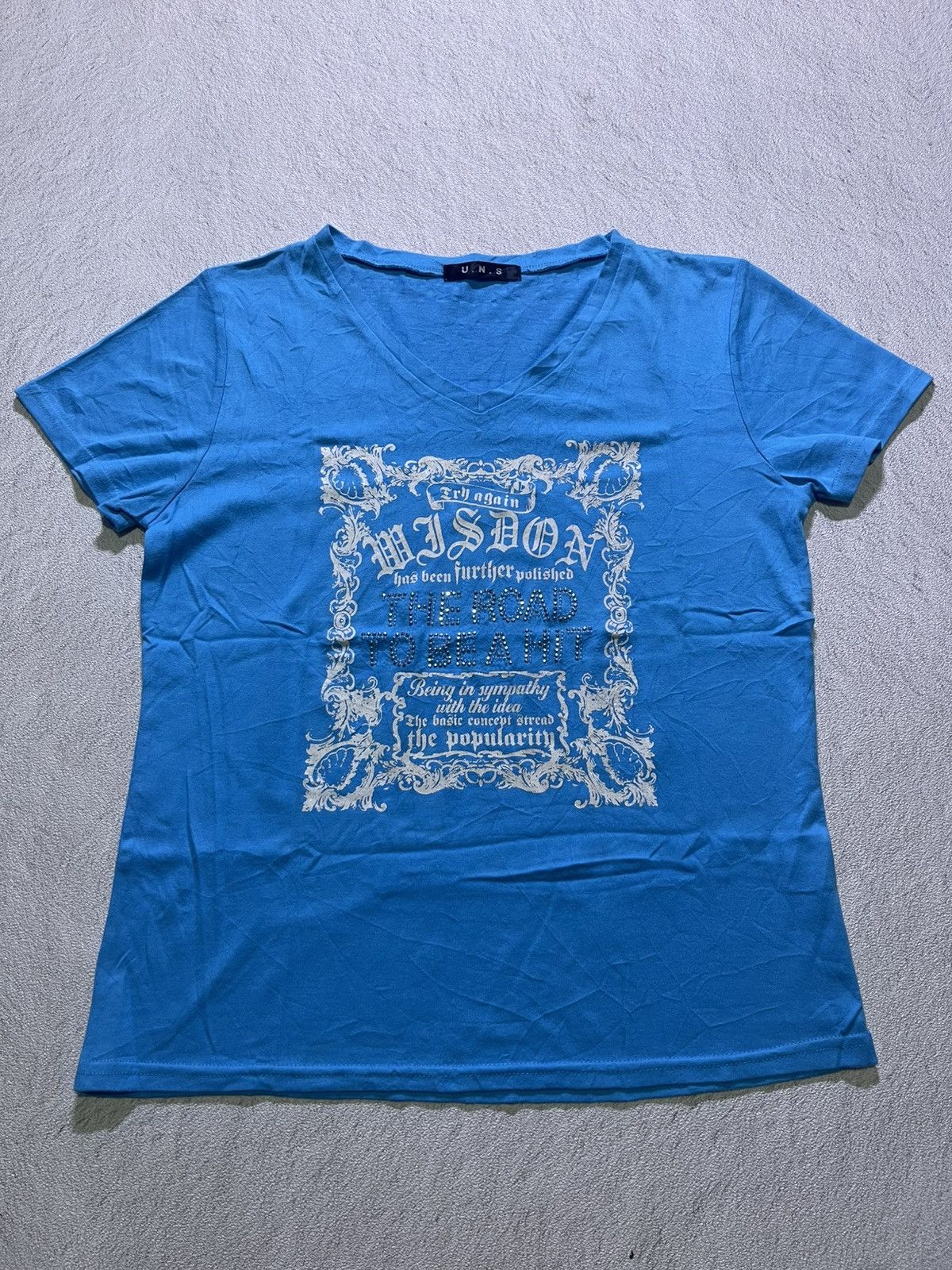Y2K U.N.S short sleeve tshirt women's