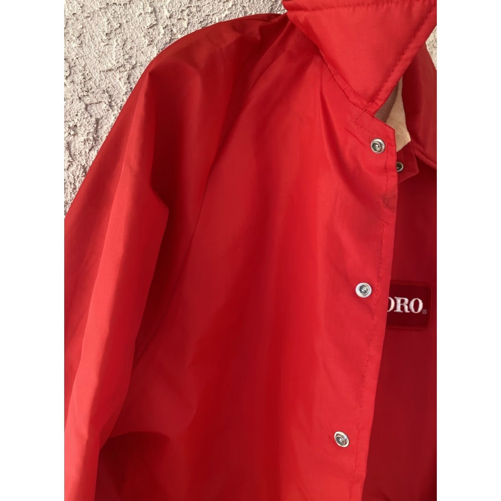 Vintage VINTAGE TORO King Louie Pro Fit Work Jacket USA Made Red 44 L Snap Front Union-Made Men Jacket Size US L / EU 52-54 / 3 - 6 Thumbnail