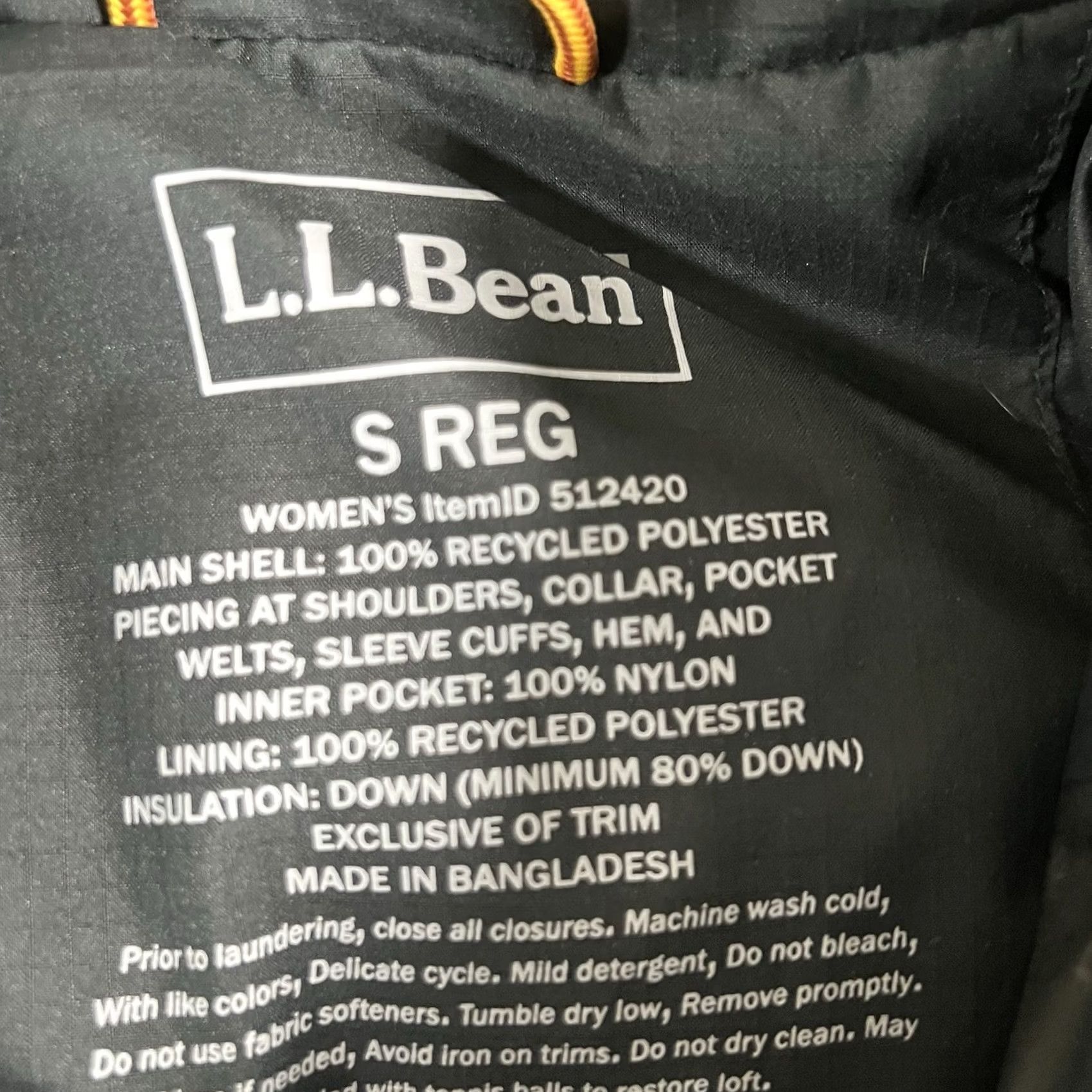 Vintage VINTAGE L.L. Bean Women’s Mountain Classic Down Puffer Jacket Sz Small Red Buffalo Plaid Womens Size S / US 4 / IT 40 - 4 Thumbnail