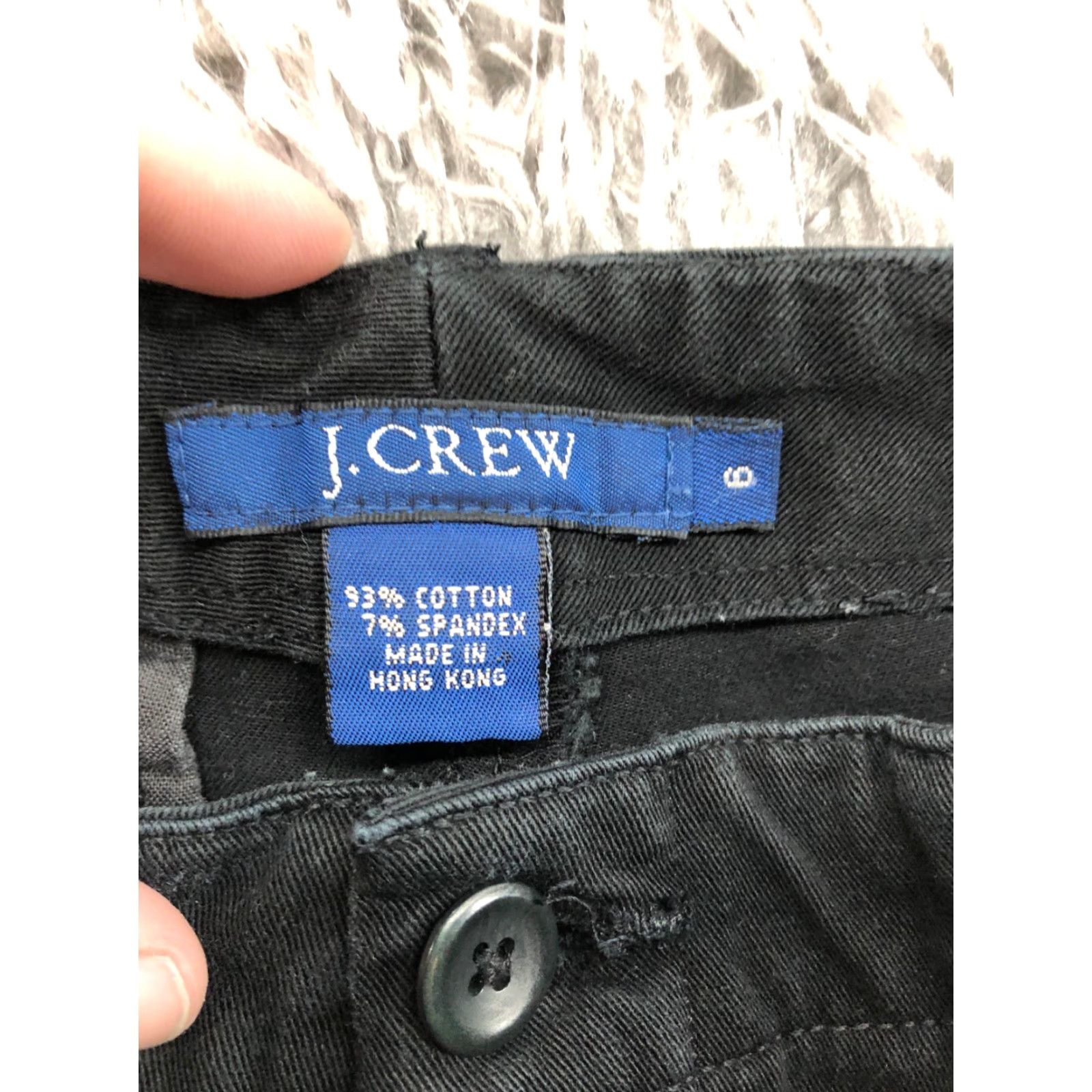 J.Crew J.Crew Shorts Womens Size 6 Mid Rise Dark Wash Black Cotton Spandex Regular 5-Pocket Design Mens Womens Girls No, output must be single line title Size 28" / US 6 / IT 42 - 6 Thumbnail