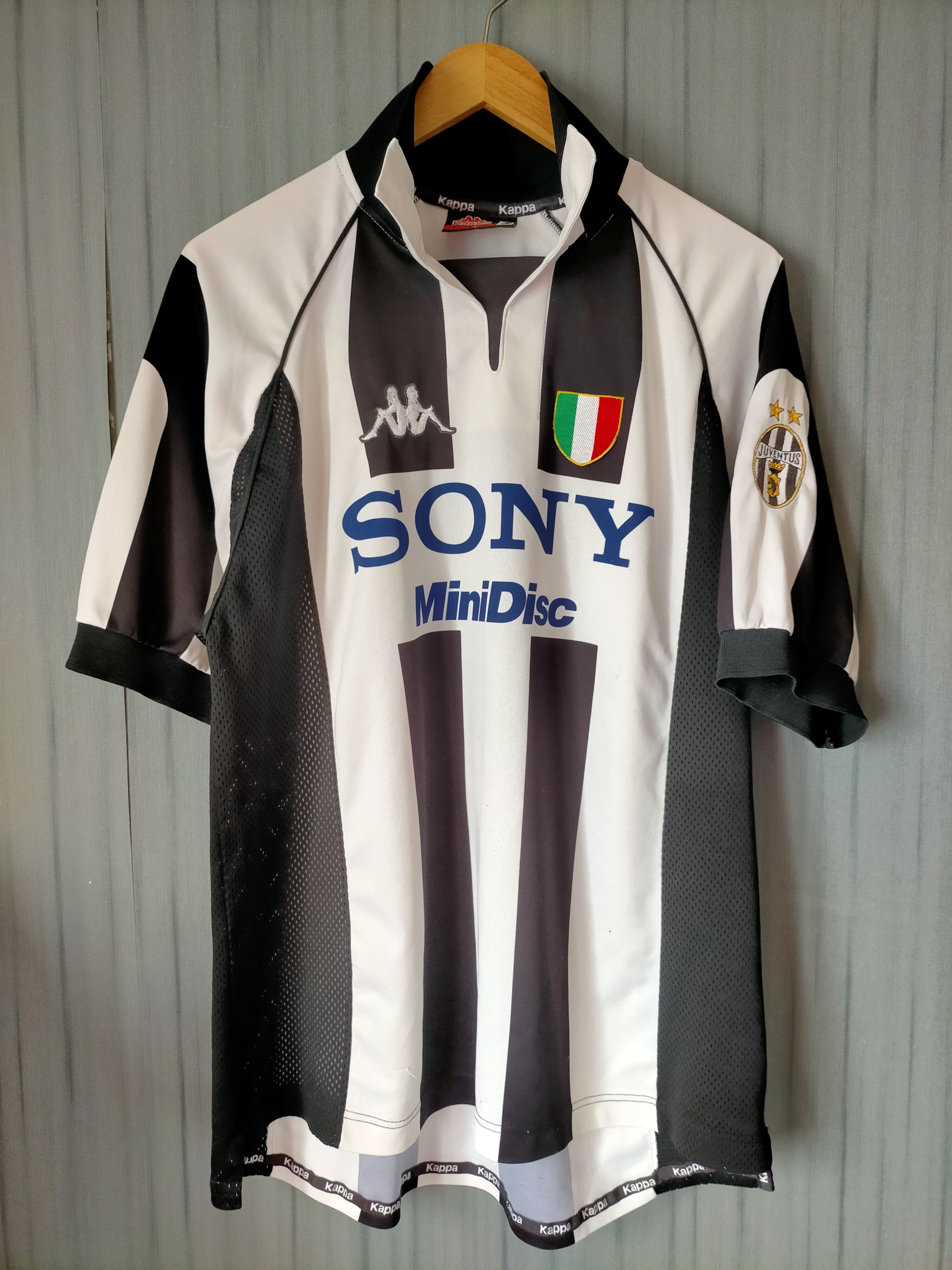 Kappa Vintage Juventus 1997/98 Kappa Jerseys Size US L / EU 52-54 / 3 - 7 Thumbnail