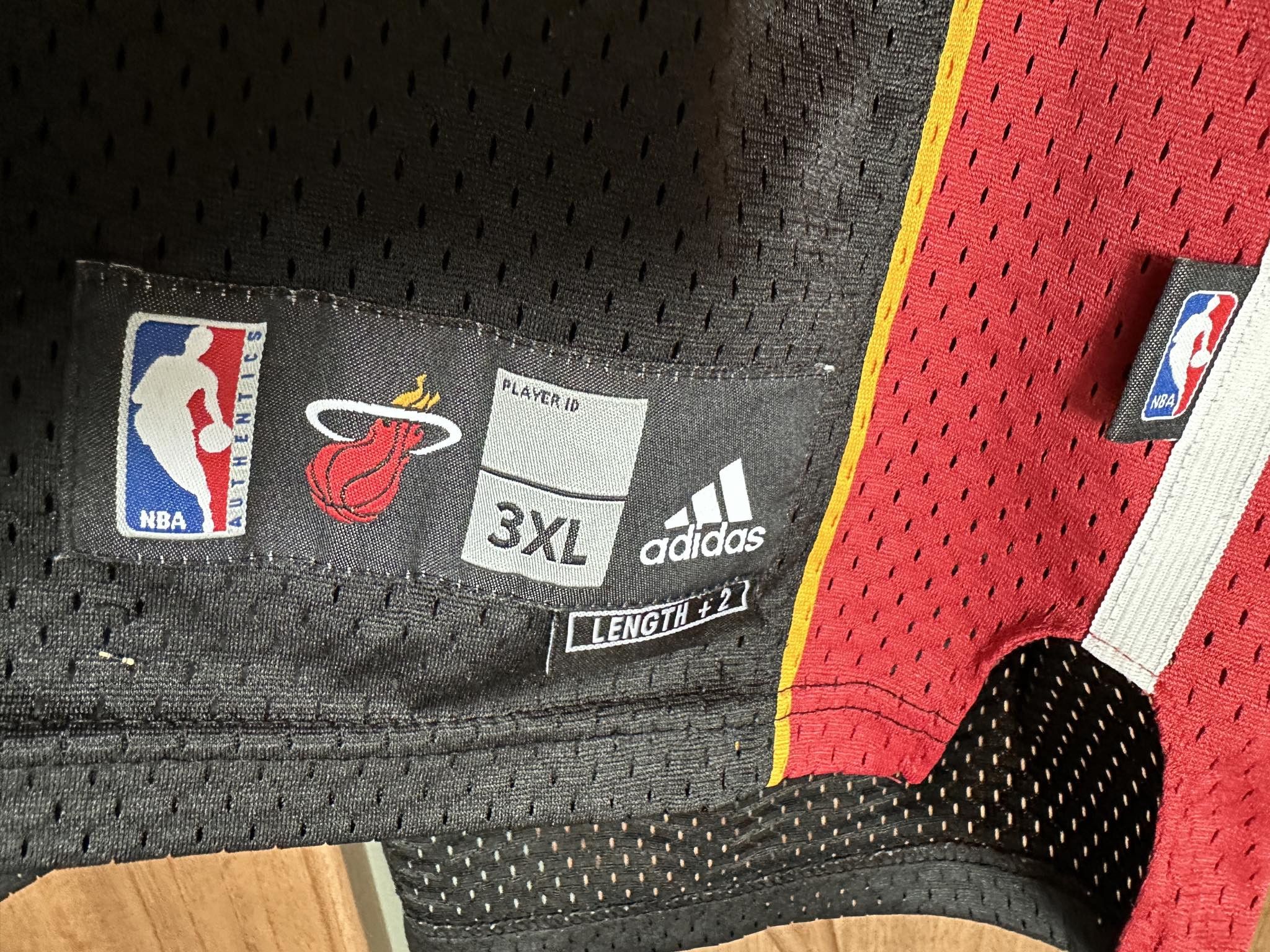 Adidas Adidas Miami Heat NBA Michael Beasley Basketball Jersey Size US XXL / EU 58 / 5 - 3 Thumbnail