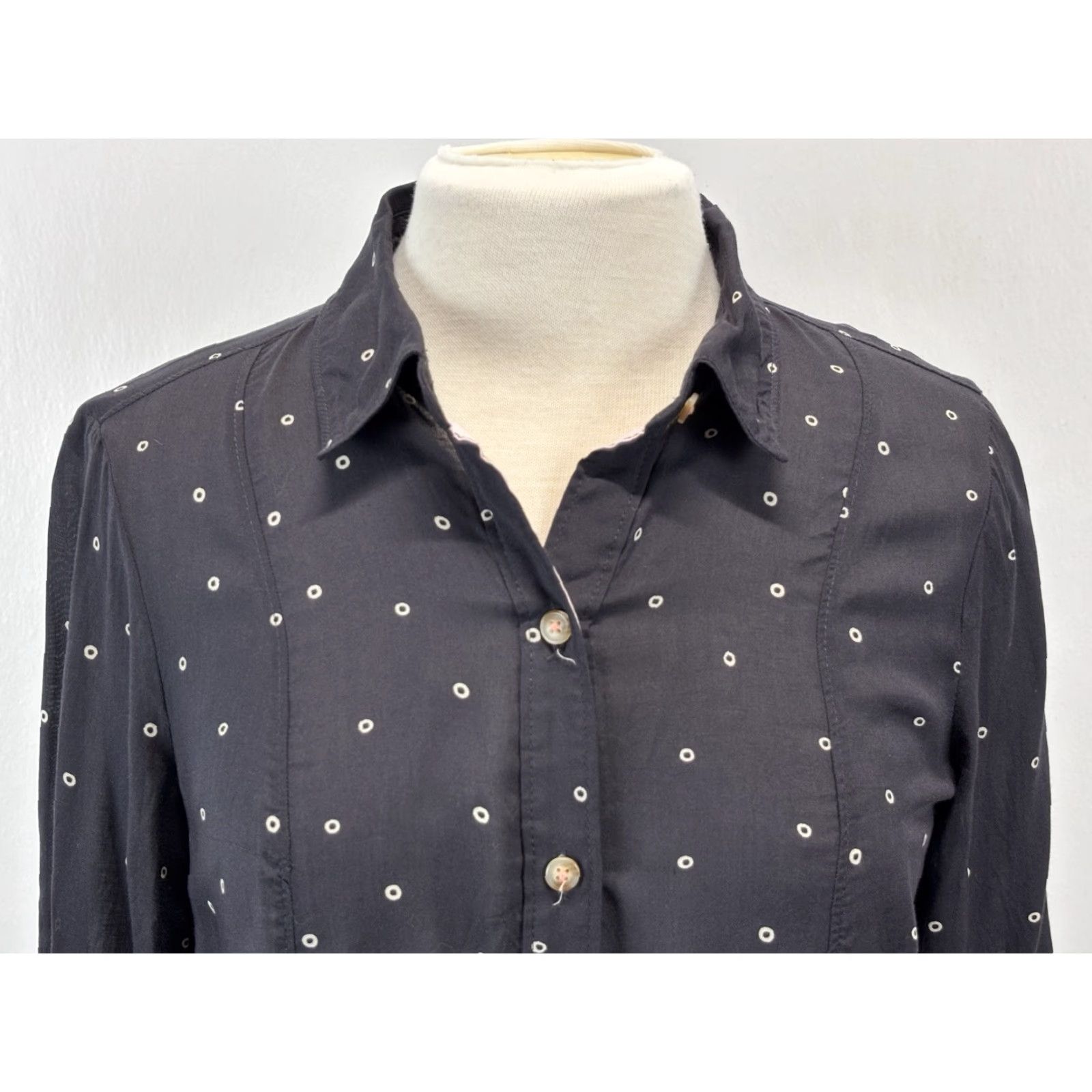 Vintage MAEVE Anthropologie Polka Dot Tunic Shirt Blouse S Blue Lightweight Semi-Sheer 3/4 Sleeve Business Casual Womens Size S / US 4 / IT 40 - 5 Thumbnail