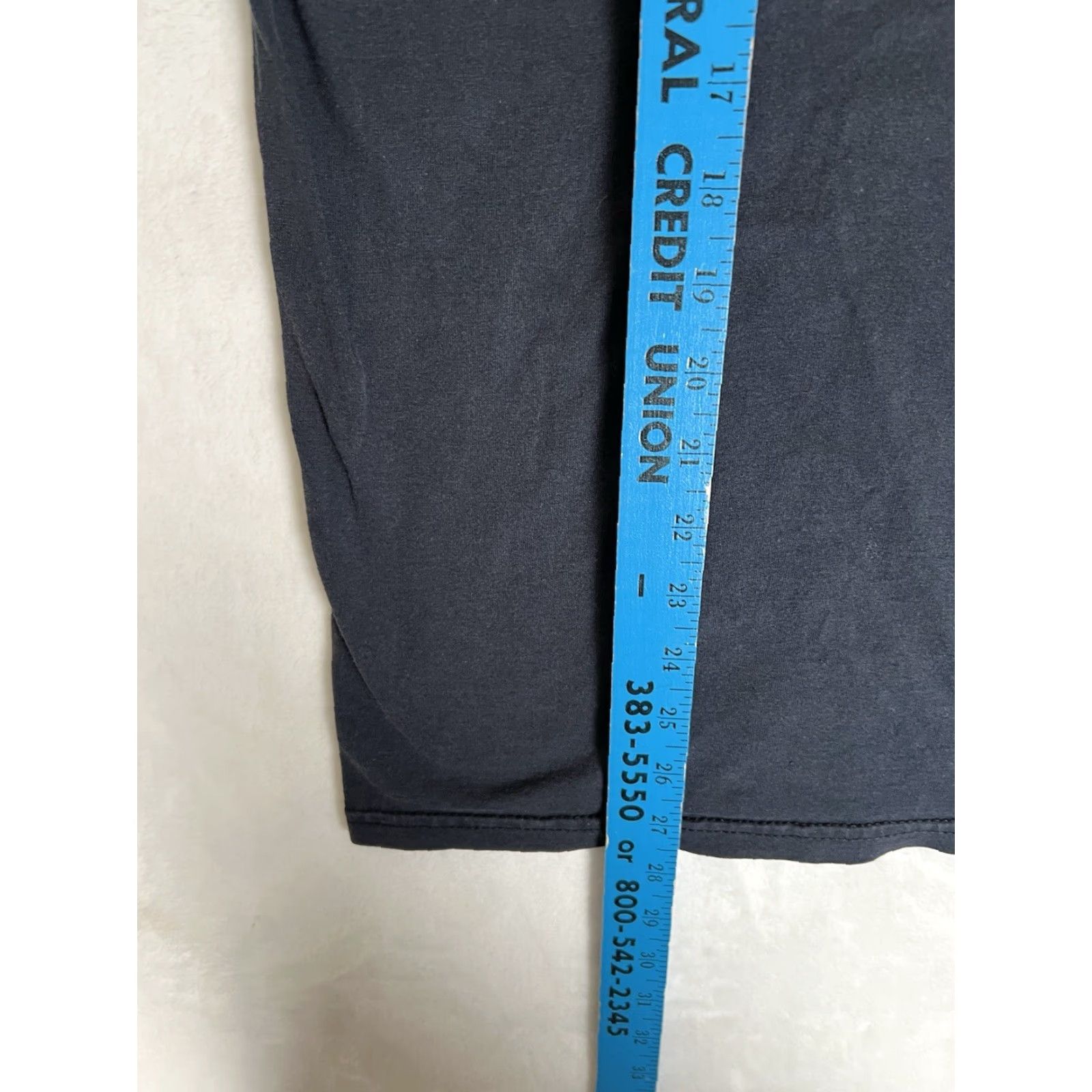 Gildan VINTAGE Dare T-Shirt Size Large “To Resist Drugs And Violence” Gildan Unisex Adults Black Short Sleeve 80s 90s USA Mens/Womens Size US L / EU 52-54 / 3 - 5 Thumbnail