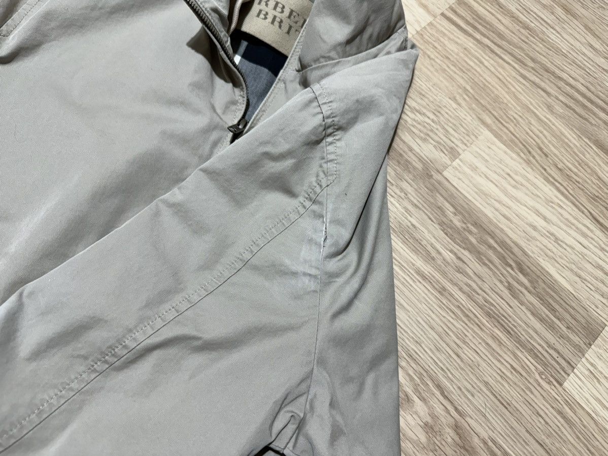 Burberry Burberry Brit nova check bomber jacket Size L Size US L / EU 52-54 / 3 - 15 Thumbnail