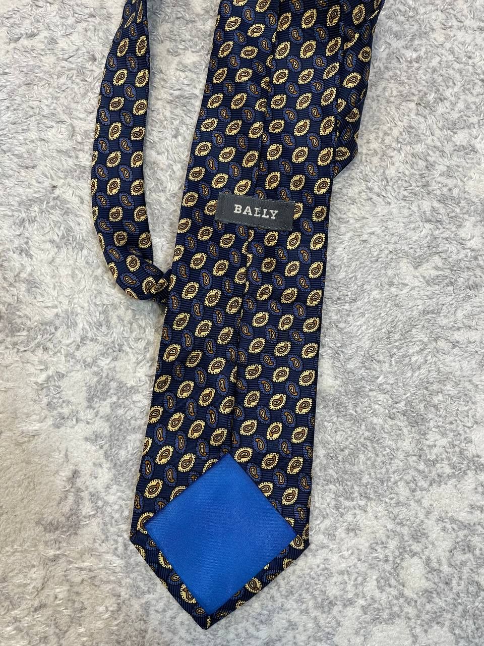 Bally Bally 100% Silk Tie Paisley Navy Gold Luxury Vintage Size ONE SIZE - 6 Thumbnail