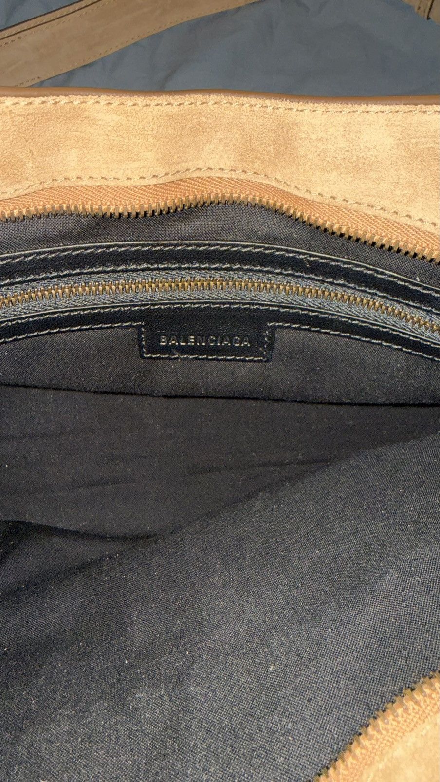 Balenciaga Le City Medium in Camel Suede Size ONE SIZE - 6 Thumbnail