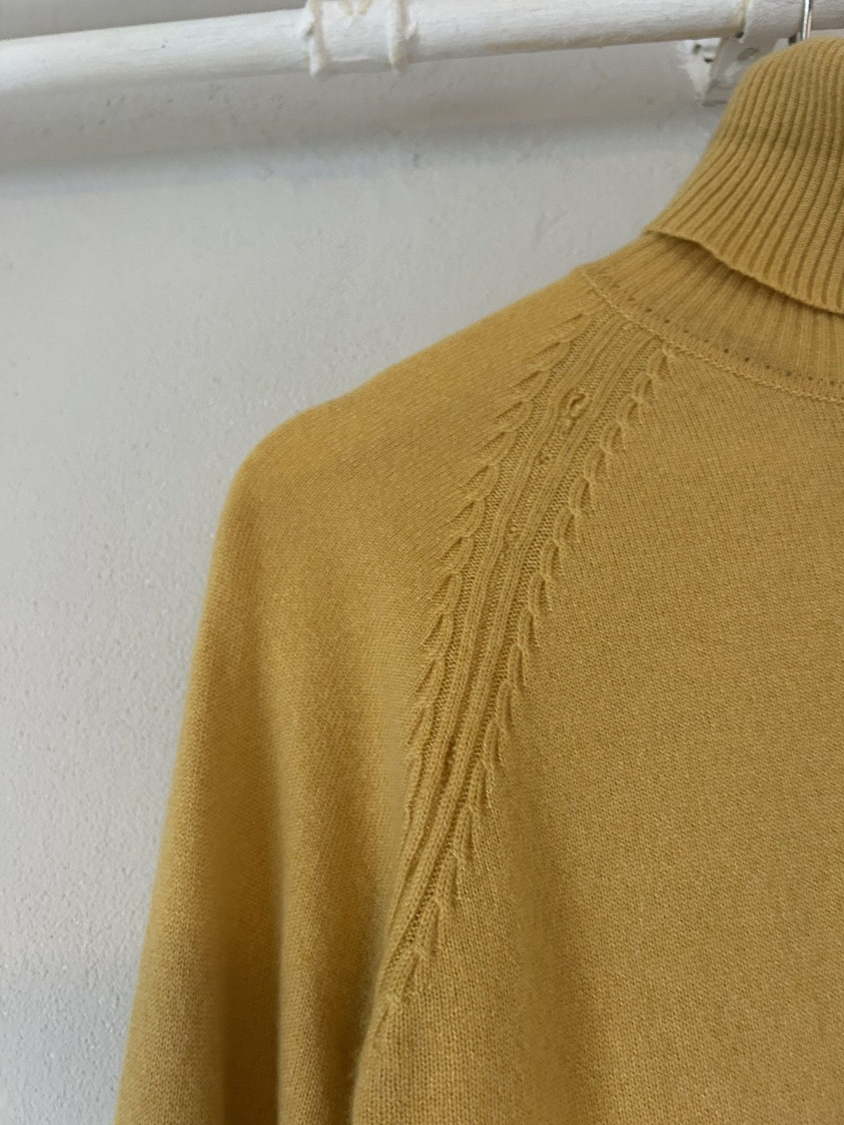 Loro Piana 100% Cashmere Mustard Yellow Turtleneck Sweater - Size 38 Size XS / US 0-2 / IT 36-38 - 3 Thumbnail