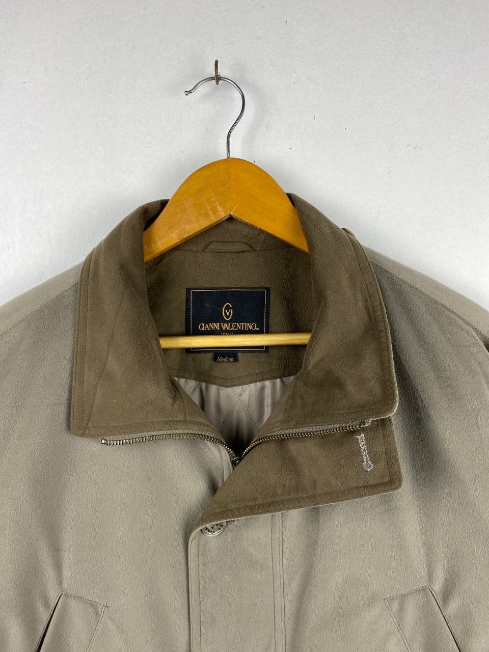 Gianni Valentino gianni valentino light jacket quilted lining nice design Size US M / EU 48-50 / 2 - 2 Thumbnail