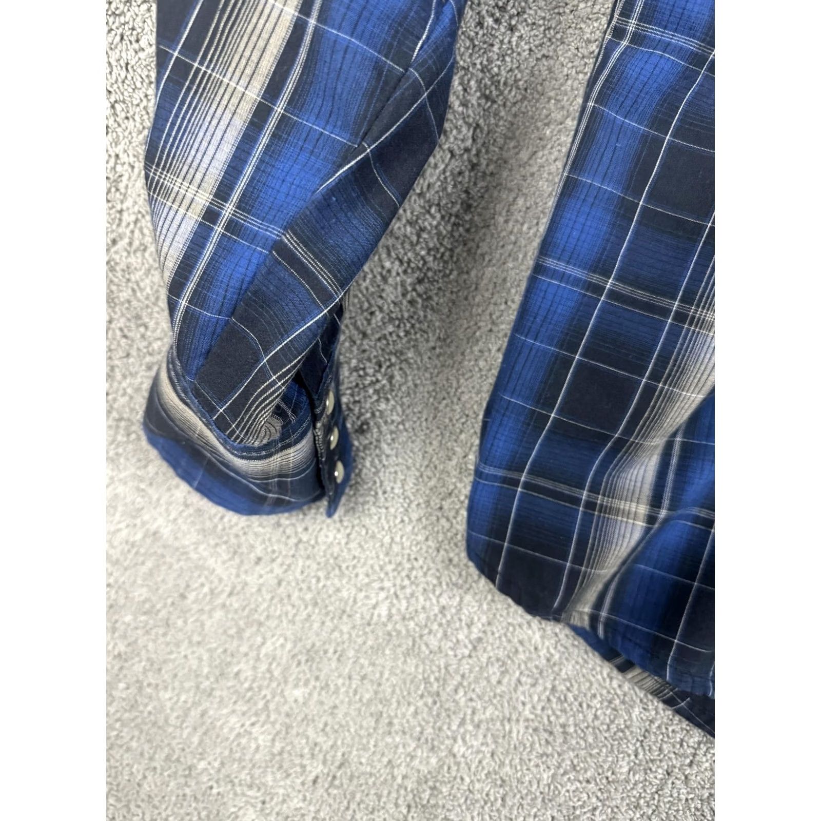 Wrangler Wrangler Shirt Mens XL Blue Plaid Pearl Snap Button Up Long Sleeve Western Shirt Size US XL / EU 56 / 4 - 2 Thumbnail