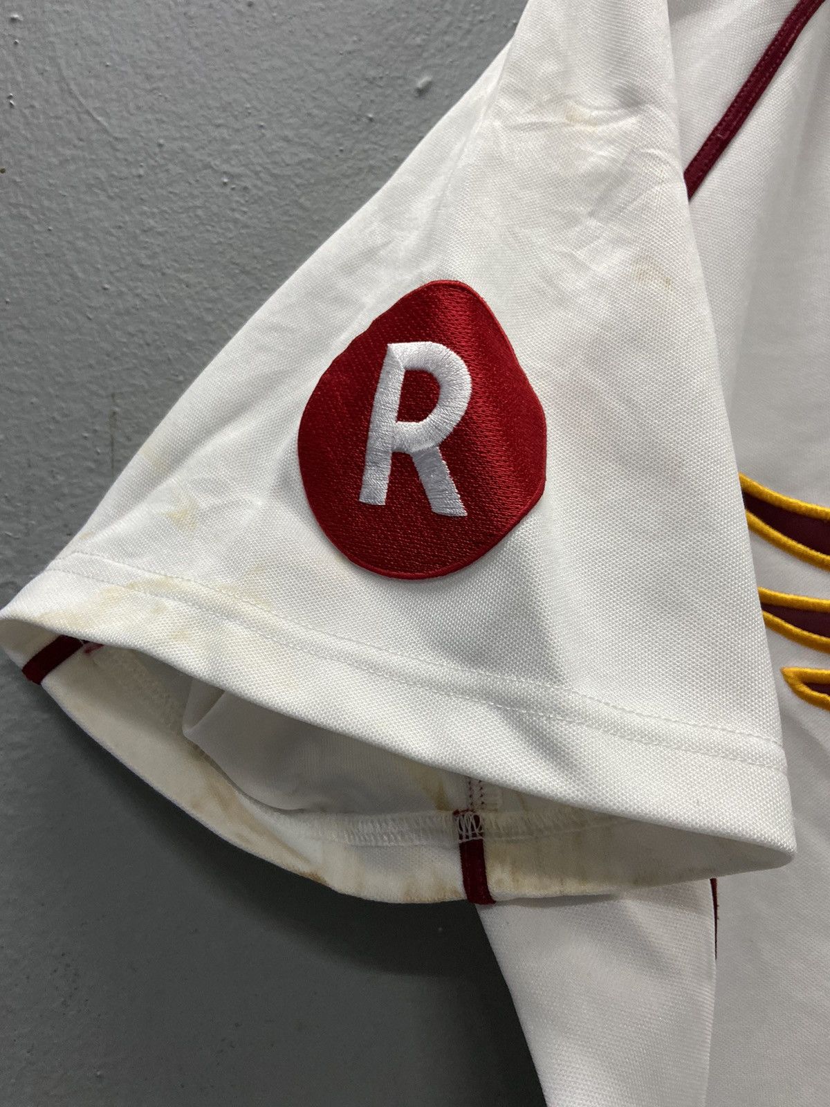 MLB TOHOKO RAKUTEN EAGLES LOUIS OKOYE 9 JERSEY 2019 autograph Size US L / EU 52-54 / 3 - 6 Thumbnail