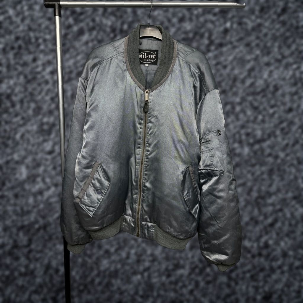 Vintage Mil-Tec Vintage MA1 Pilot Air Force Nylon Bomber Jacket XXL Mens Silver Navy/polymide Silk? Size US XXL / EU 58 / 5 - 1 Thumbnail
