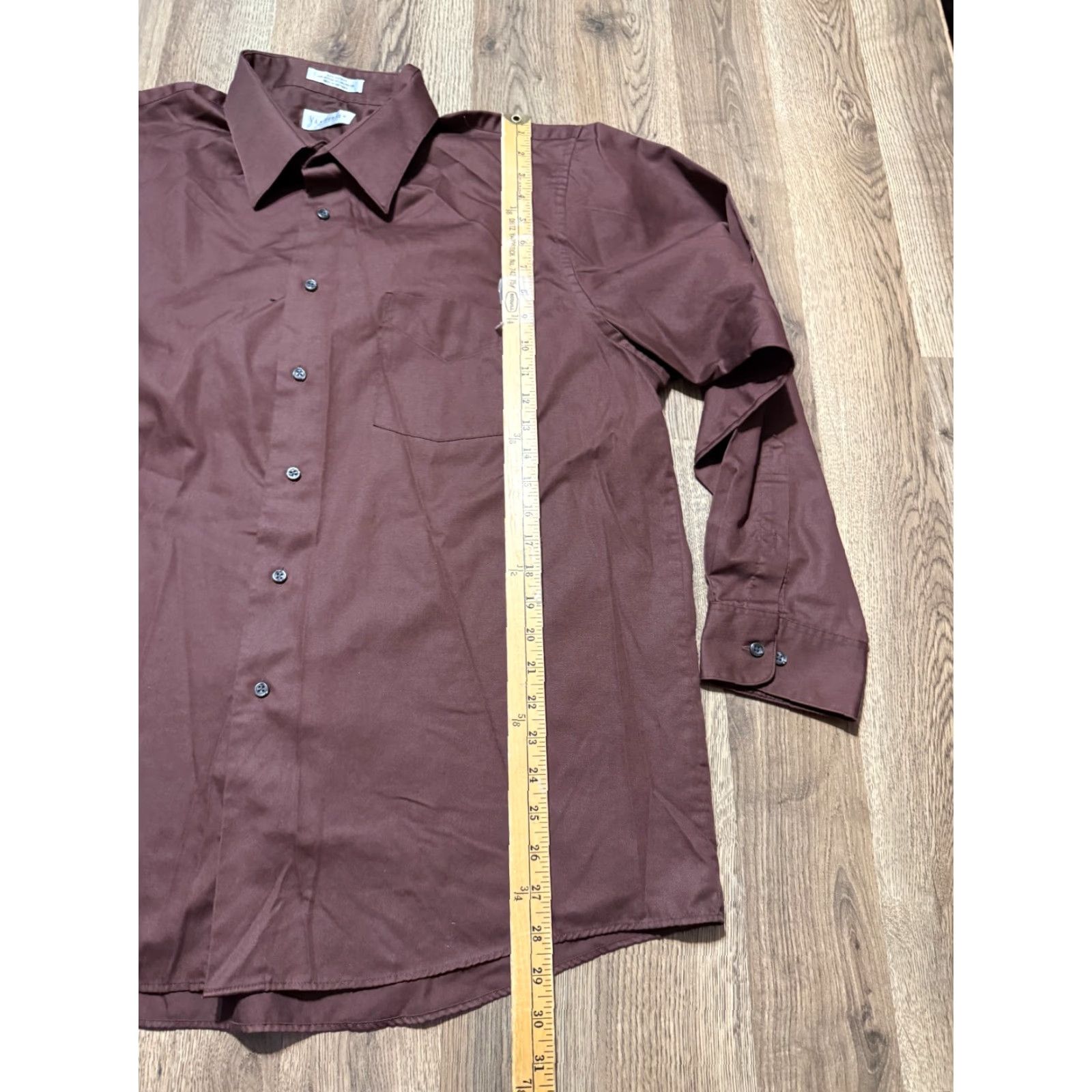 Van Heusen Van Heusen Shirt Men's Size 34/35 Brown Long Sleeve Button Up Silk Sateen Size US L / EU 52-54 / 3 - 7 Thumbnail