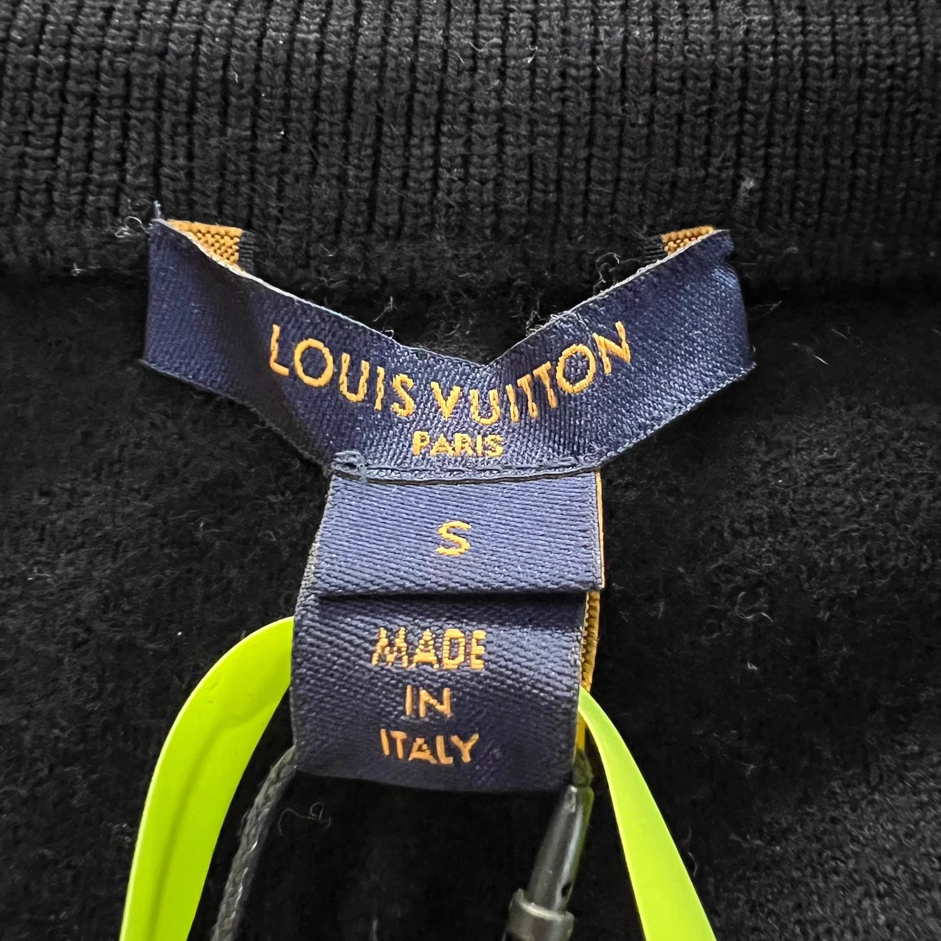 Louis Vuitton Louis Vuitton lv embroidered logo black sweatpants S 95new Size 27" / US 4 / IT 40 - 3 Thumbnail