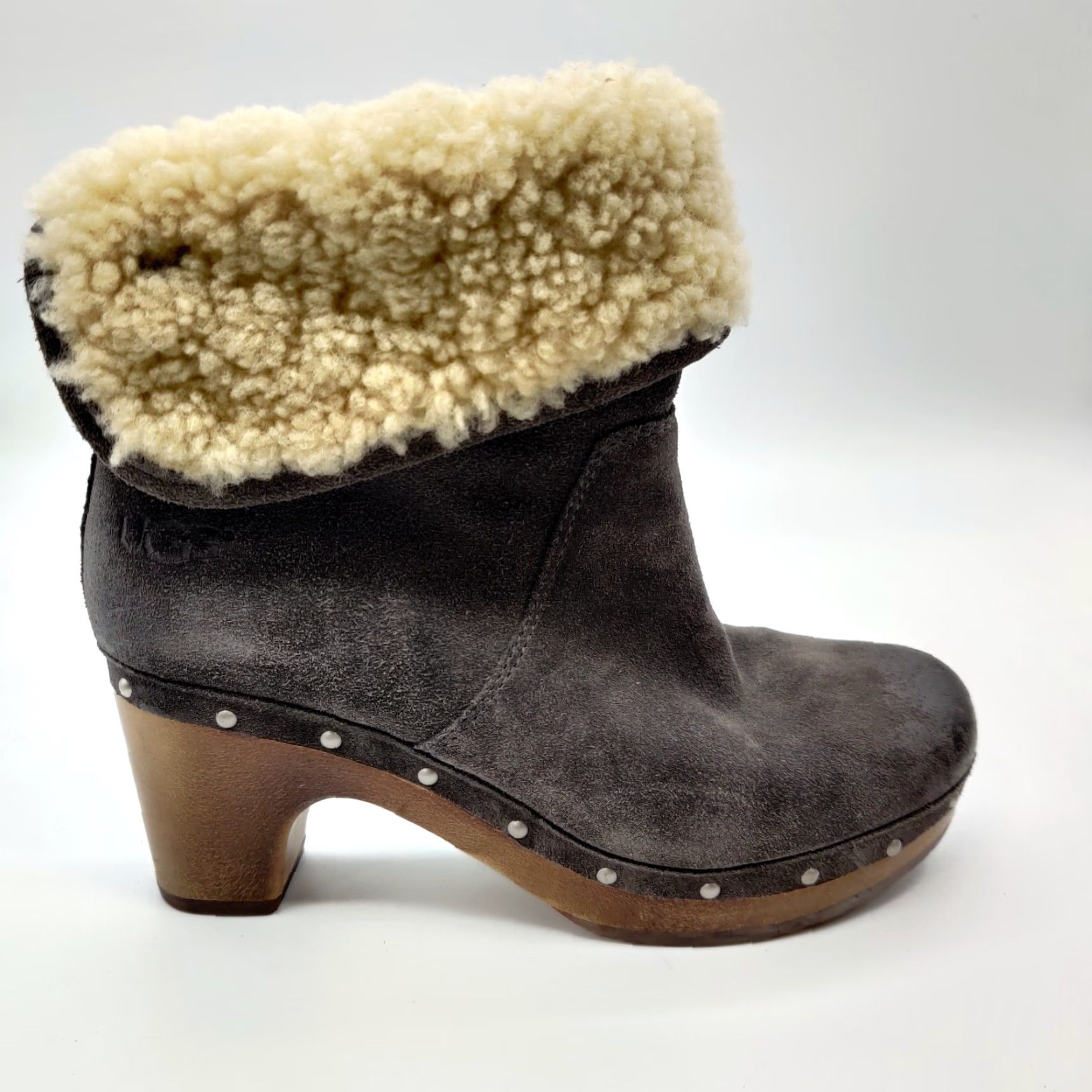 Ugg UGG Womens Lynnea Gray Suede Boots Size 5 Fold Over Sheepskin Shearling Lined Size US 5 / IT 35 - 6 Thumbnail