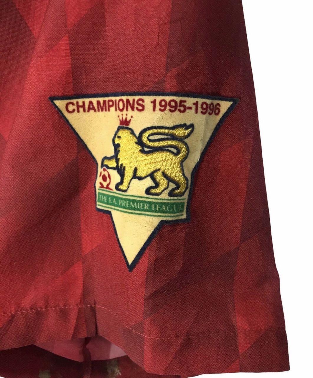Umbro × Vintage Umbro Manchester United 1995-1996 Home Jersey Size US XL / EU 56 / 4 - 7 Thumbnail