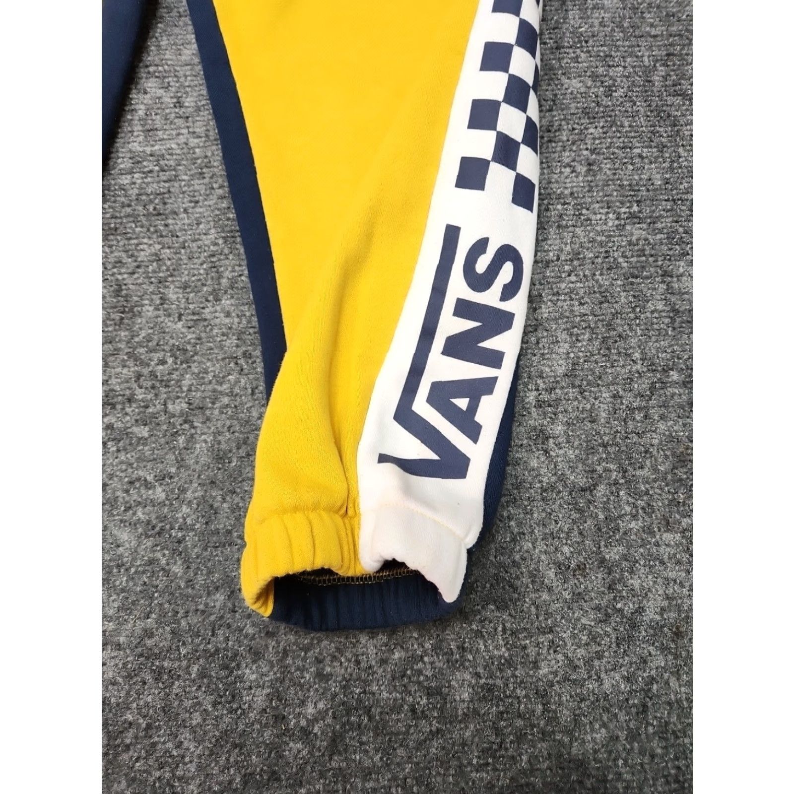Vans VANS Pants Men Large Yellow Warm Up Drawstring Sweatpants Men's Regular L Yellow Sweatpants Size US 33 - 2 Thumbnail