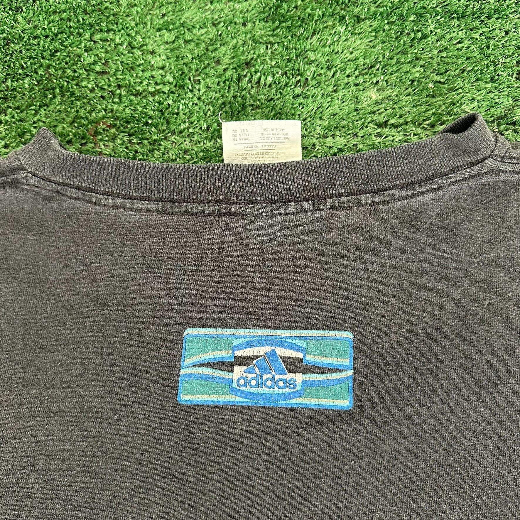 Adidas Vintage 90s Adidas Wavy Chest Stripe T-Shirt Boxy Sun Faded Size US XL / EU 56 / 4 - 6 Thumbnail