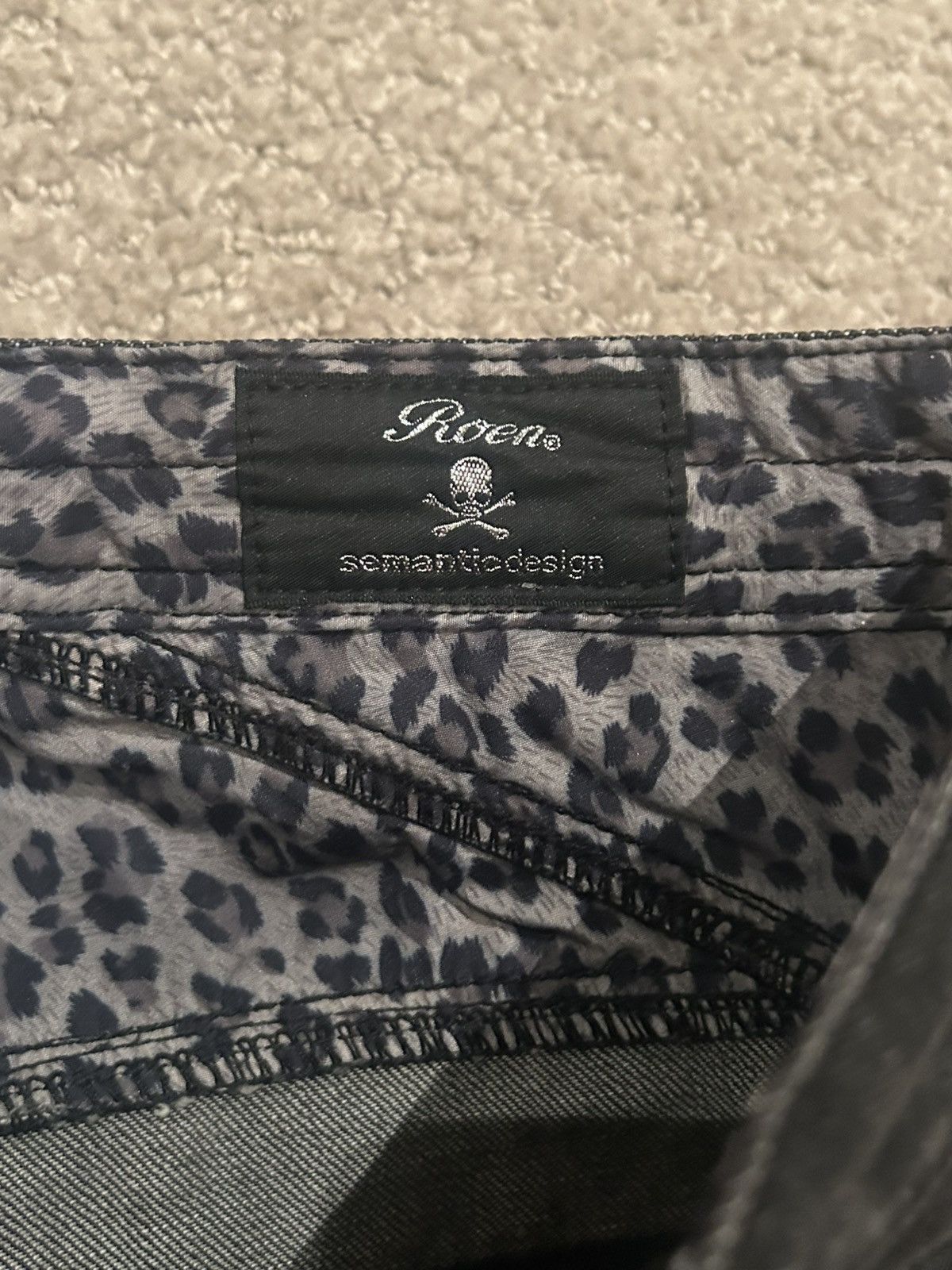 Roen Roen semantic design cheetah jeans japanese brand Size US 30 / EU 46 - 7 Thumbnail