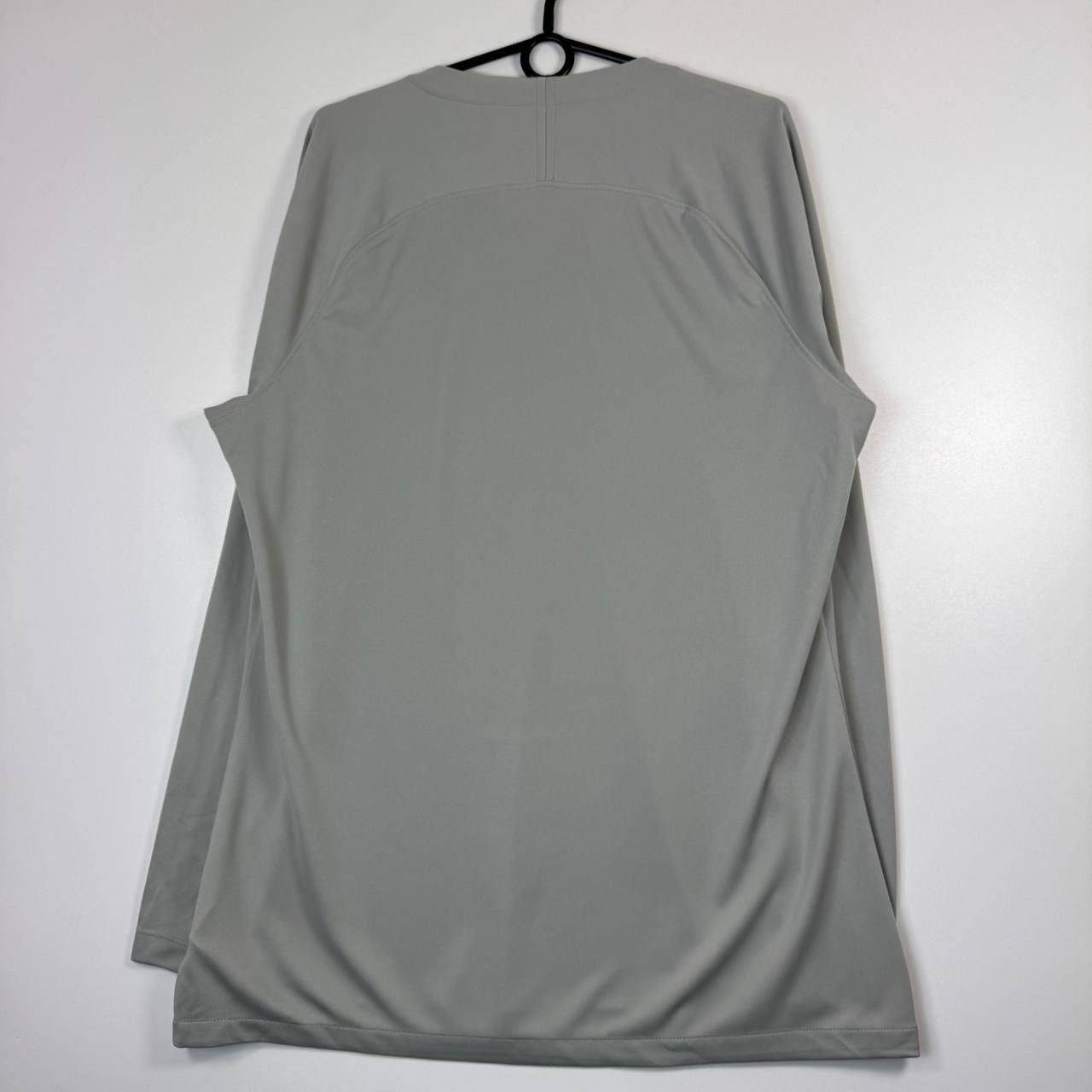 Nike Nike Dri-Fit Training Shirt Grey AV2609-057 Mens Size XL Size US XL / EU 56 / 4 - 6 Thumbnail