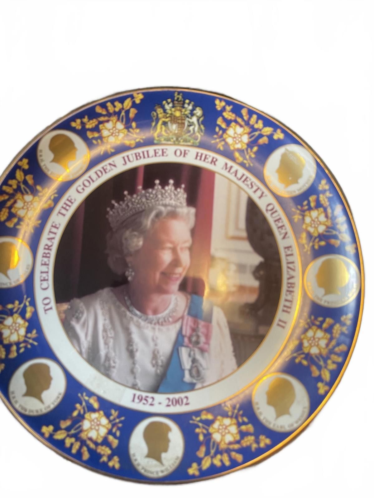 Designer Queen Elizabeth Golden Jubilee plate Size ONE SIZE - 1 Thumbnail