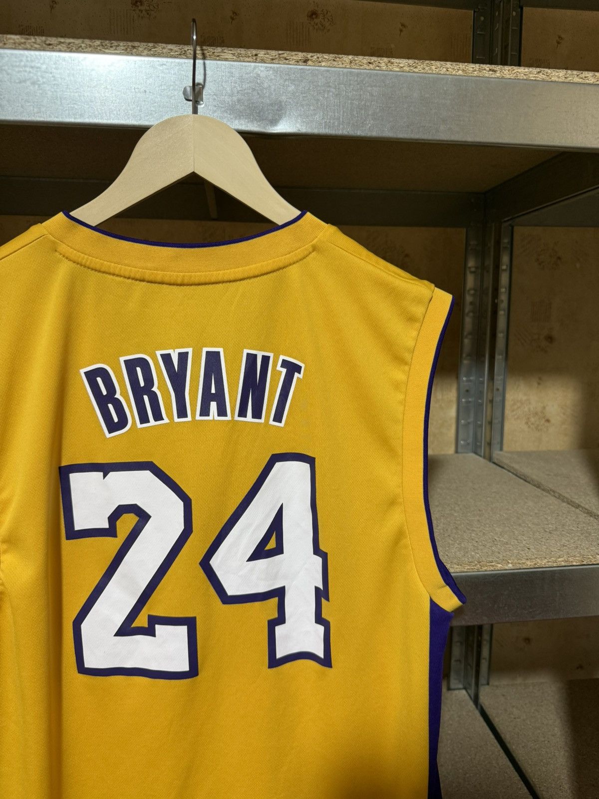 Mitchell & Ness × NBA × Vintage Vintage Adidas NBA Lakers Kobe Bryant Basketball Jersey Size US M / EU 48-50 / 2 - 5 Thumbnail