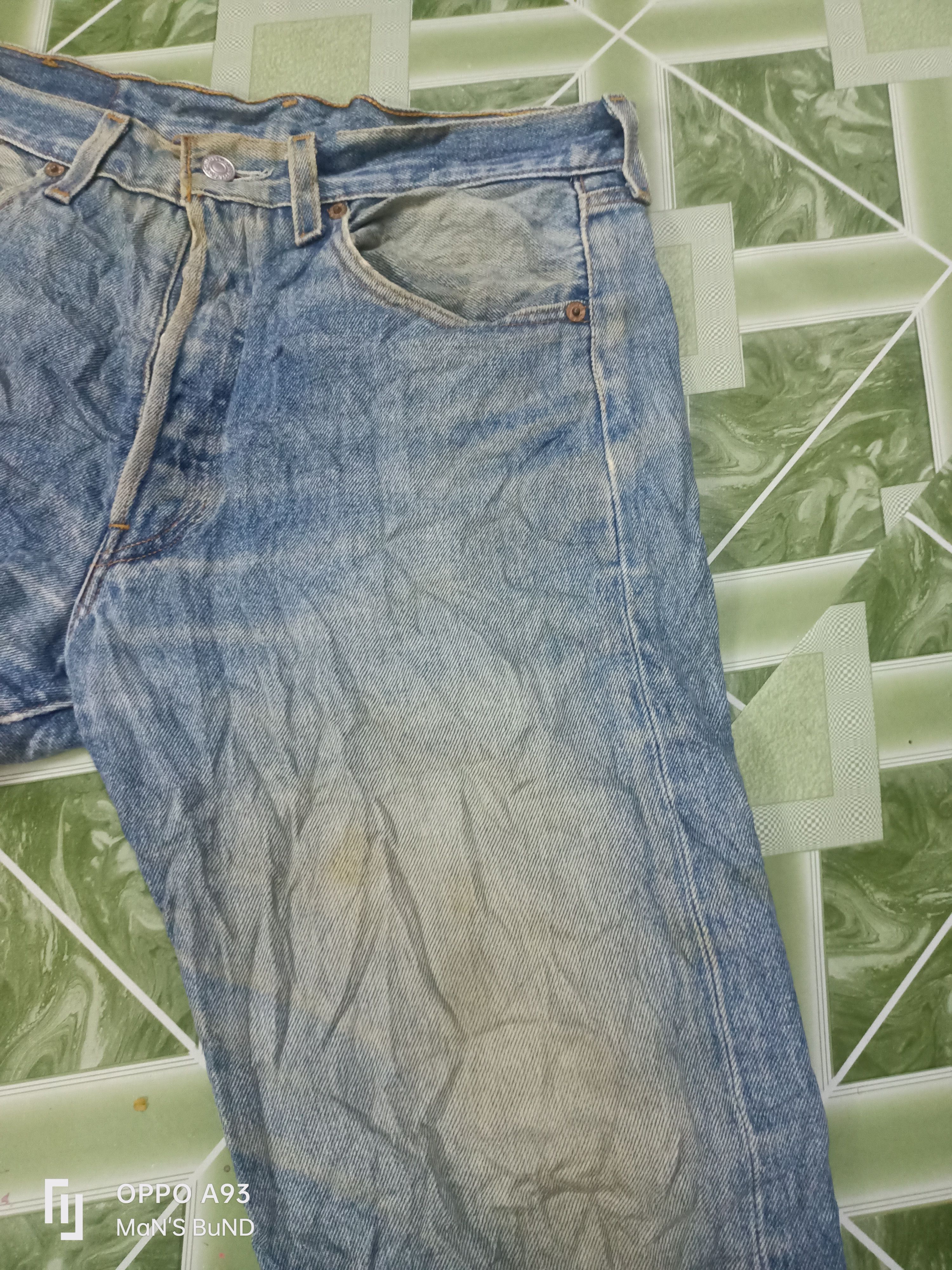 Distressed VINTAGE Levi's 501XX 90s